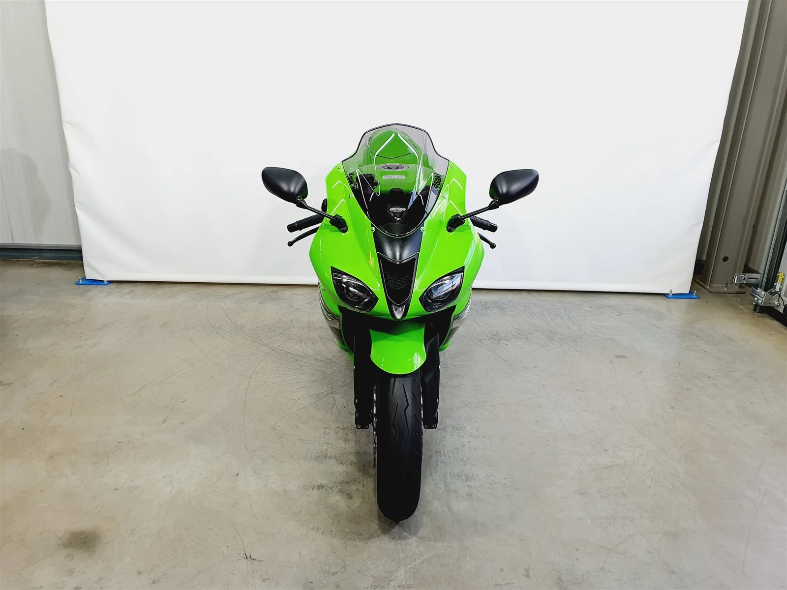 Kawasaki Ninja ZX-6R \*KD NEU\*MRA\*11920km\*Scheckheftgepflegt\*