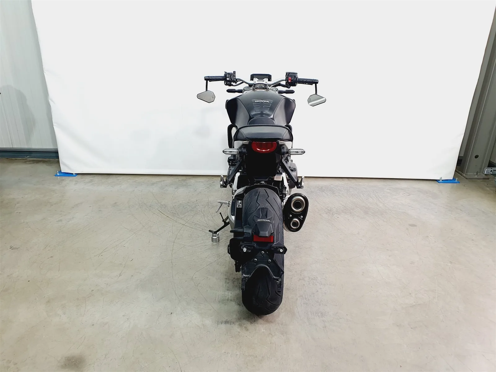 Honda CB1000R+ \*1.Hand\*Service NEU\*7205km\*ABS\*Modis\*TC\*TFT\*LED\*