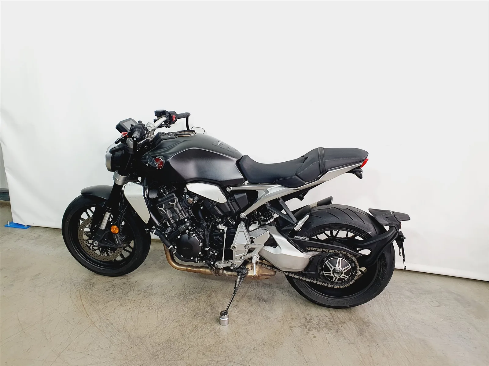 Honda CB1000R+ \*1.Hand\*Service NEU\*7205km\*ABS\*Modis\*TC\*TFT\*LED\*