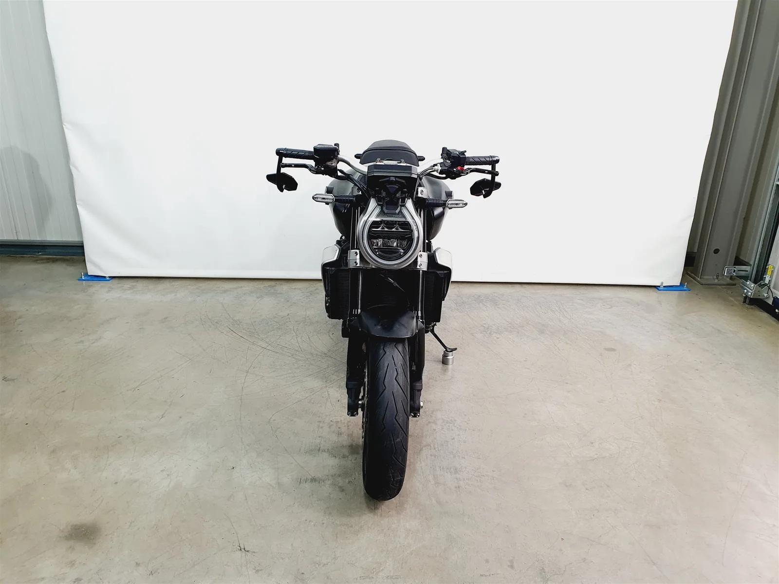 Honda CB1000R+ \*1.Hand\*Service NEU\*7205km\*ABS\*Modis\*TC\*TFT\*LED\*