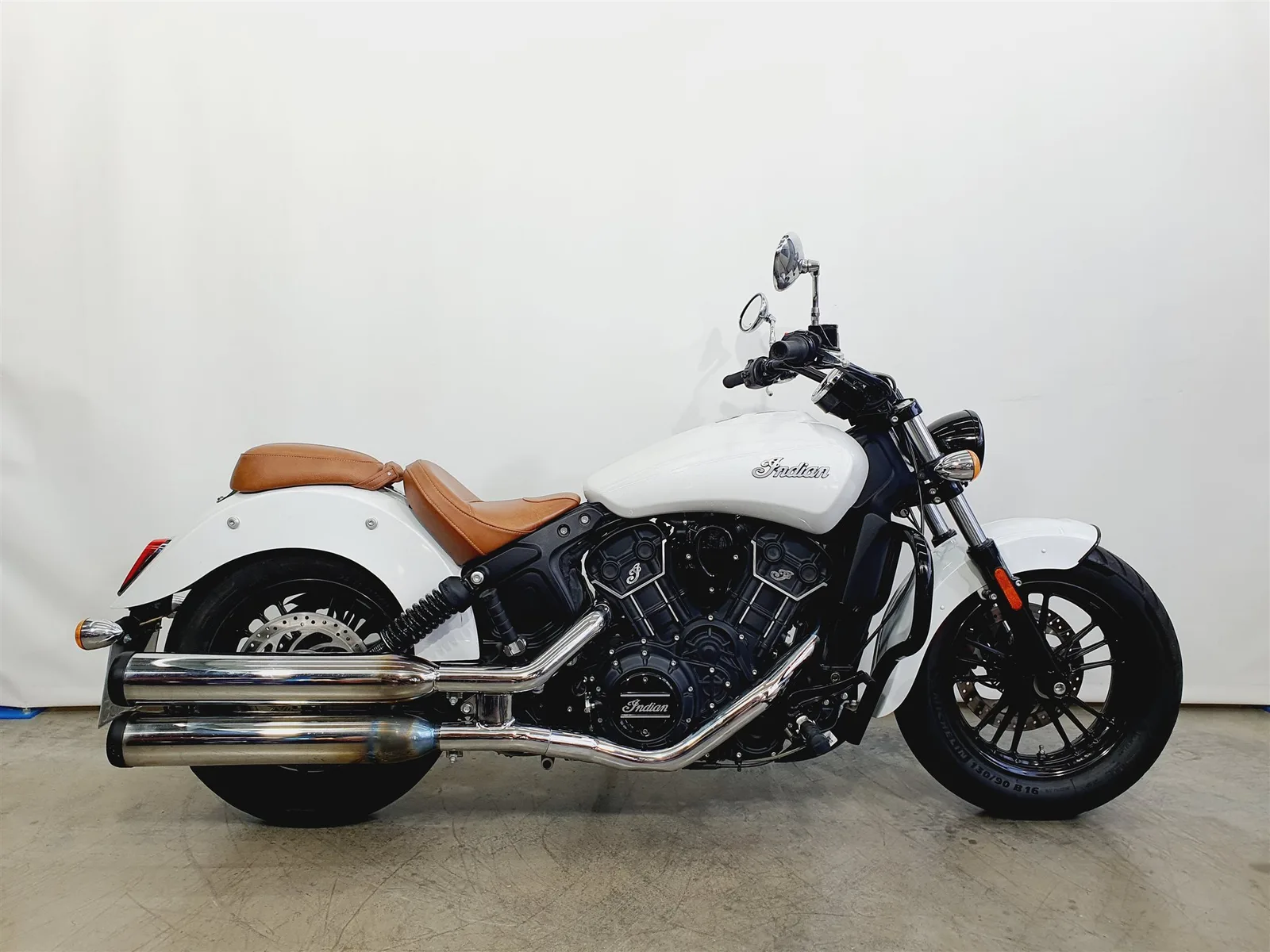 Indian Scout Sixty Indian\*Scout Sixty\*1.Hand\*NEUWERTIG\*Zubehör\*keine Harley\*