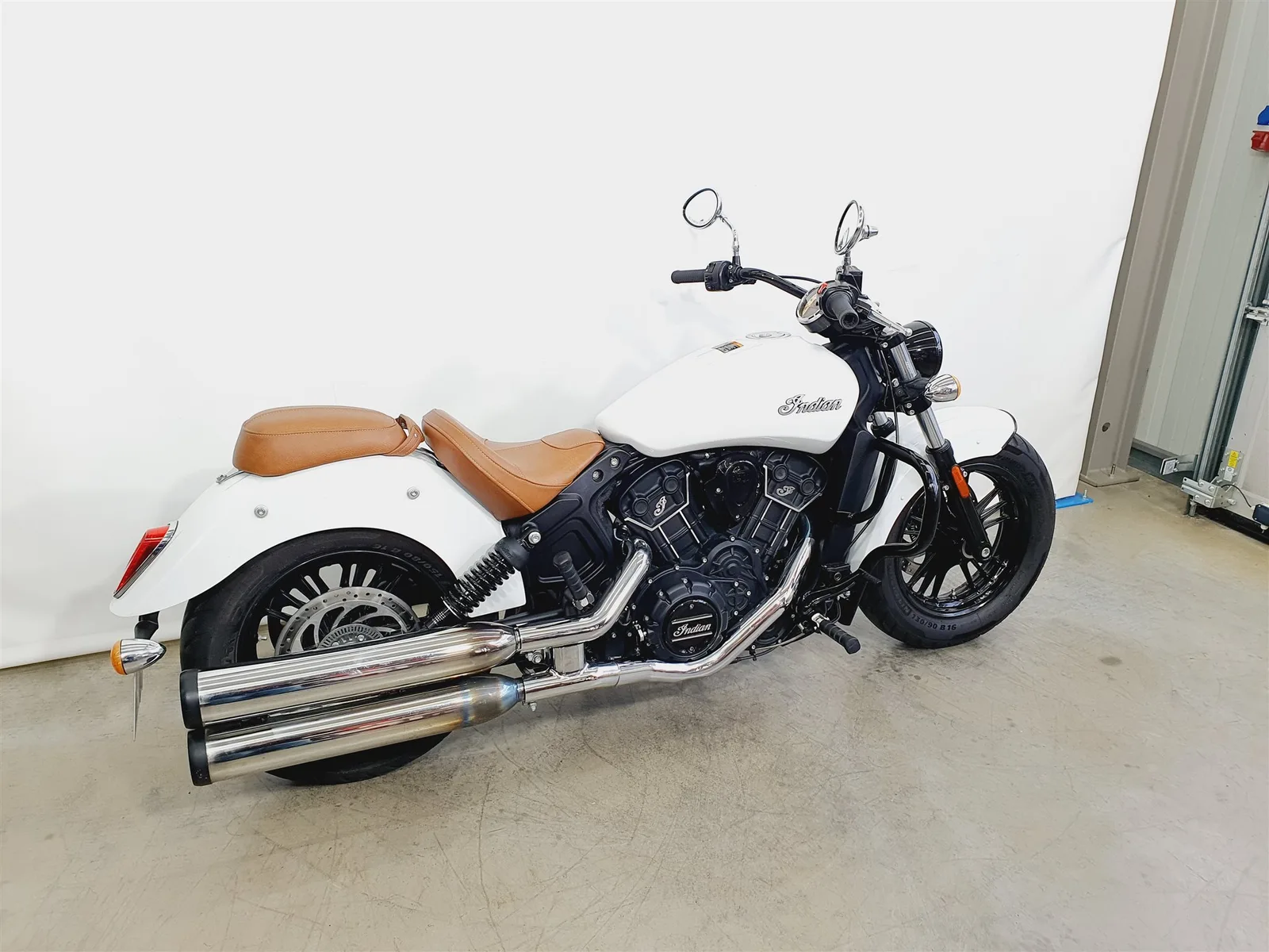 Indian Scout Sixty Indian\*Scout Sixty\*1.Hand\*NEUWERTIG\*Zubehör\*keine Harley\*