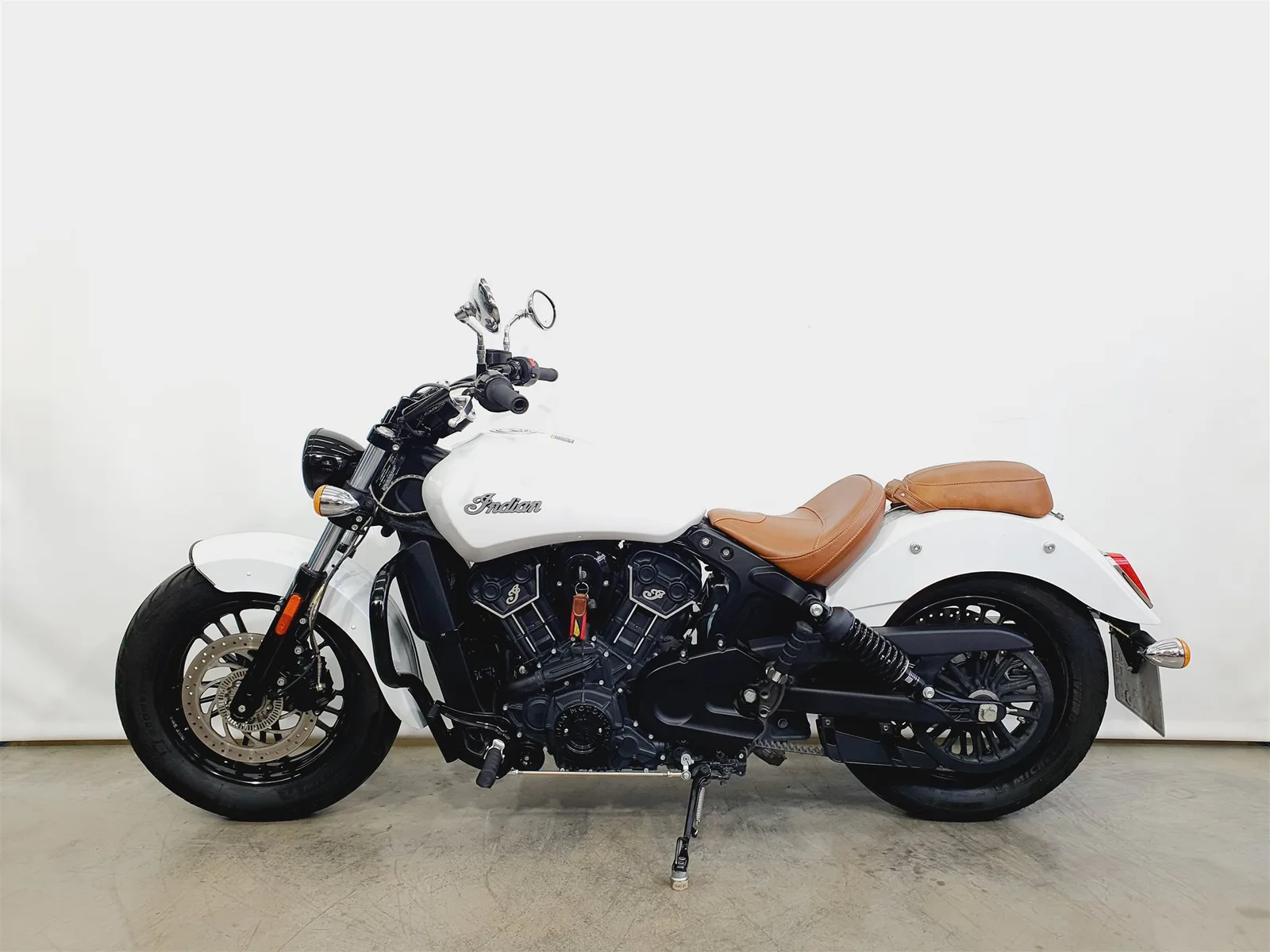 Indian Scout Sixty Indian\*Scout Sixty\*1.Hand\*NEUWERTIG\*Zubehör\*keine Harley\*