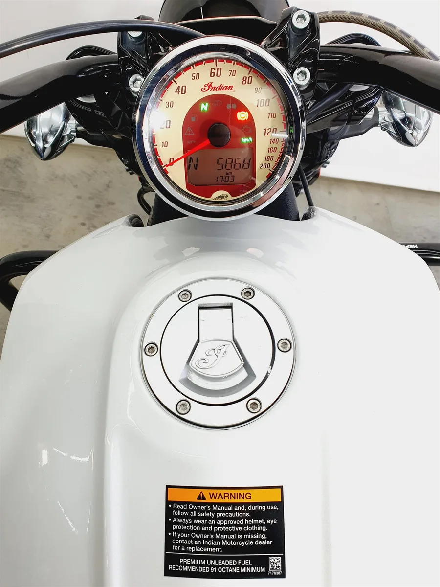 Indian Scout Sixty Indian\*Scout Sixty\*1.Hand\*NEUWERTIG\*Zubehör\*keine Harley\*