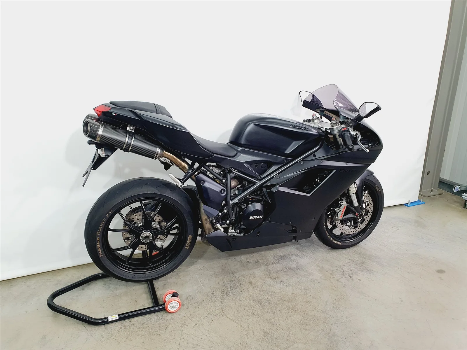 Ducati 848 EVO \*KD NEU\*Shark Sportauspuff\*Black\*Schwarz\*8339km\*