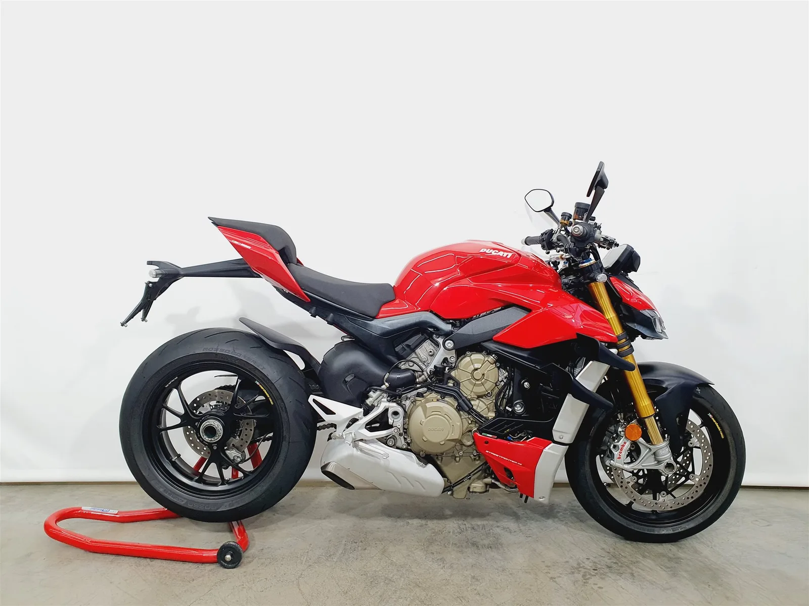 Ducati Streetfighter V4 S \*1.Hand\*Service NEU\*HU/AU NEU\*Öhlins\*1243km\*