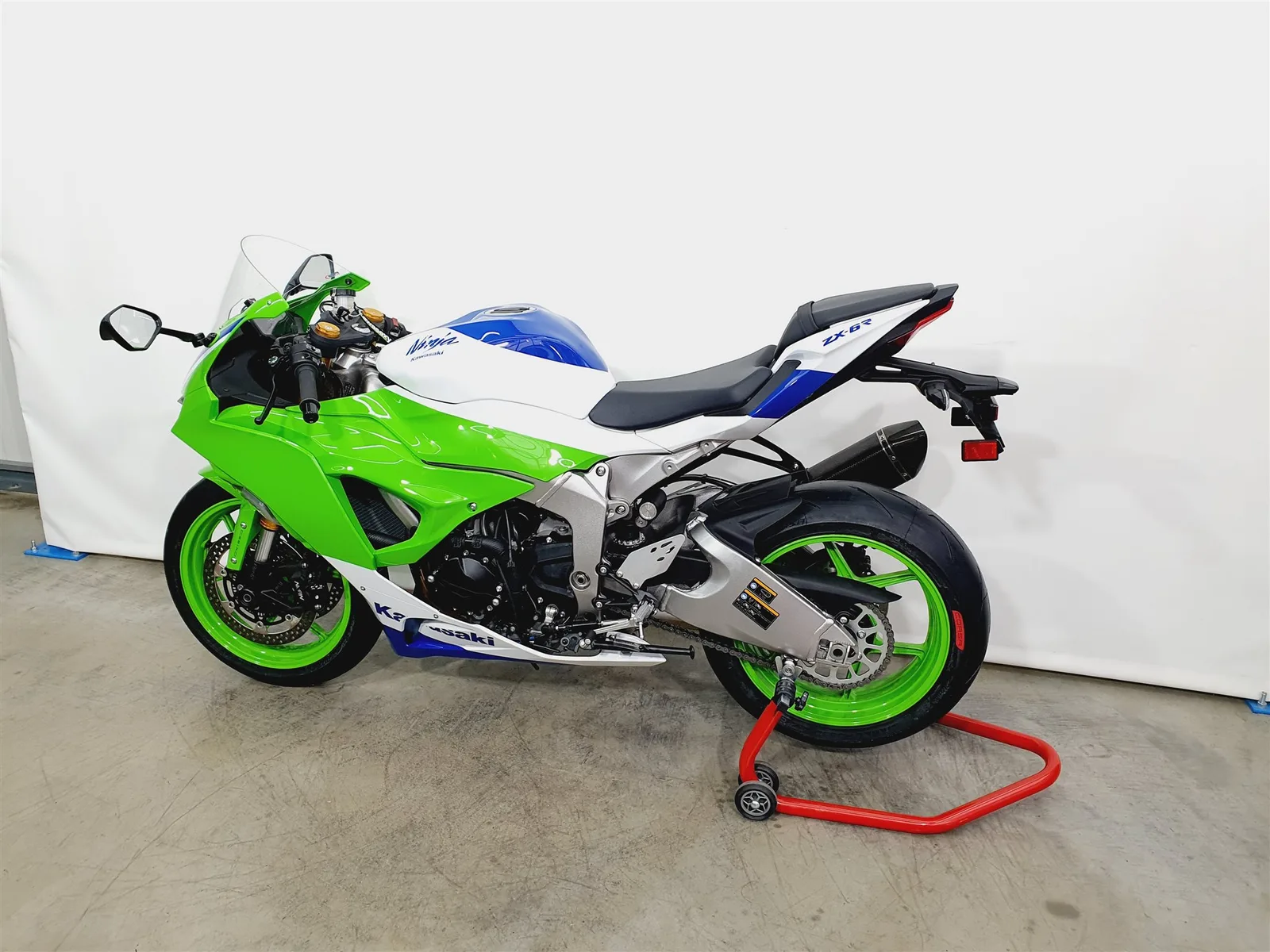 Kawasaki Ninja ZX-6R 40th Anniversary Edition 636\*1.Hand\*Sondermodel\*Akrapovic\*Garantie 2029\*