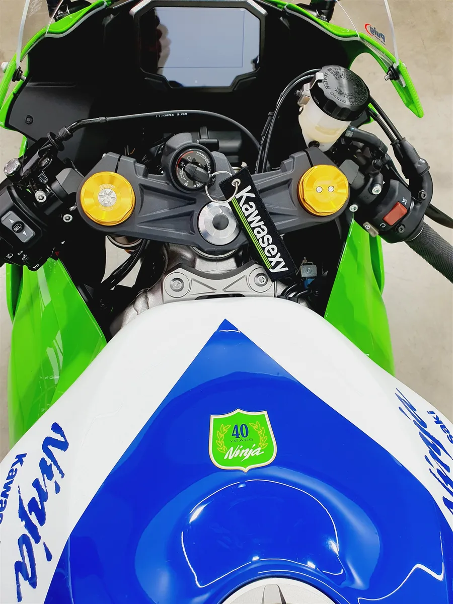 Kawasaki Ninja ZX-6R 40th Anniversary Edition 636\*1.Hand\*Sondermodel\*Akrapovic\*Garantie 2029\*
