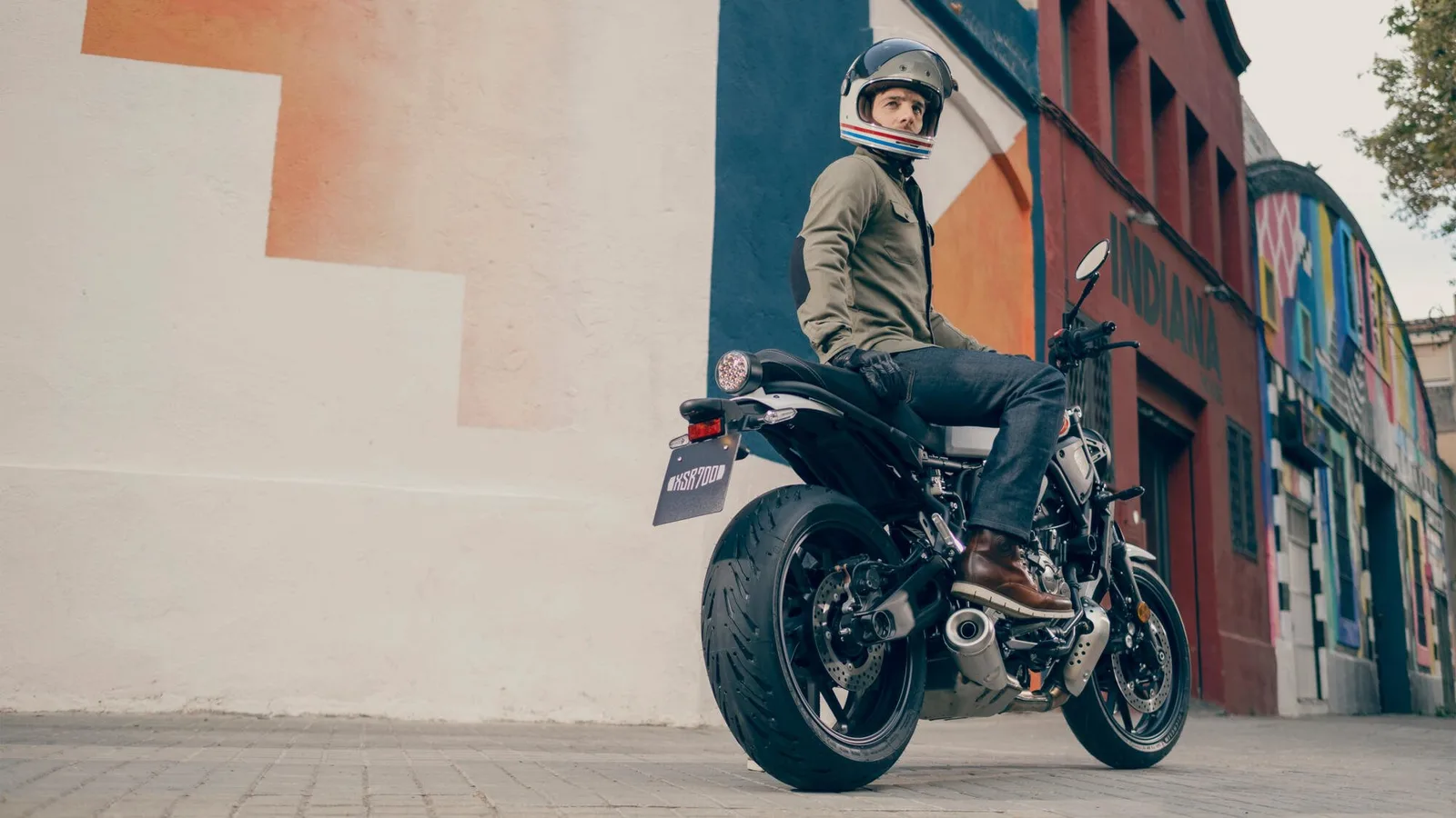 Yamaha XSR700, MY 2024 - Historic Blue