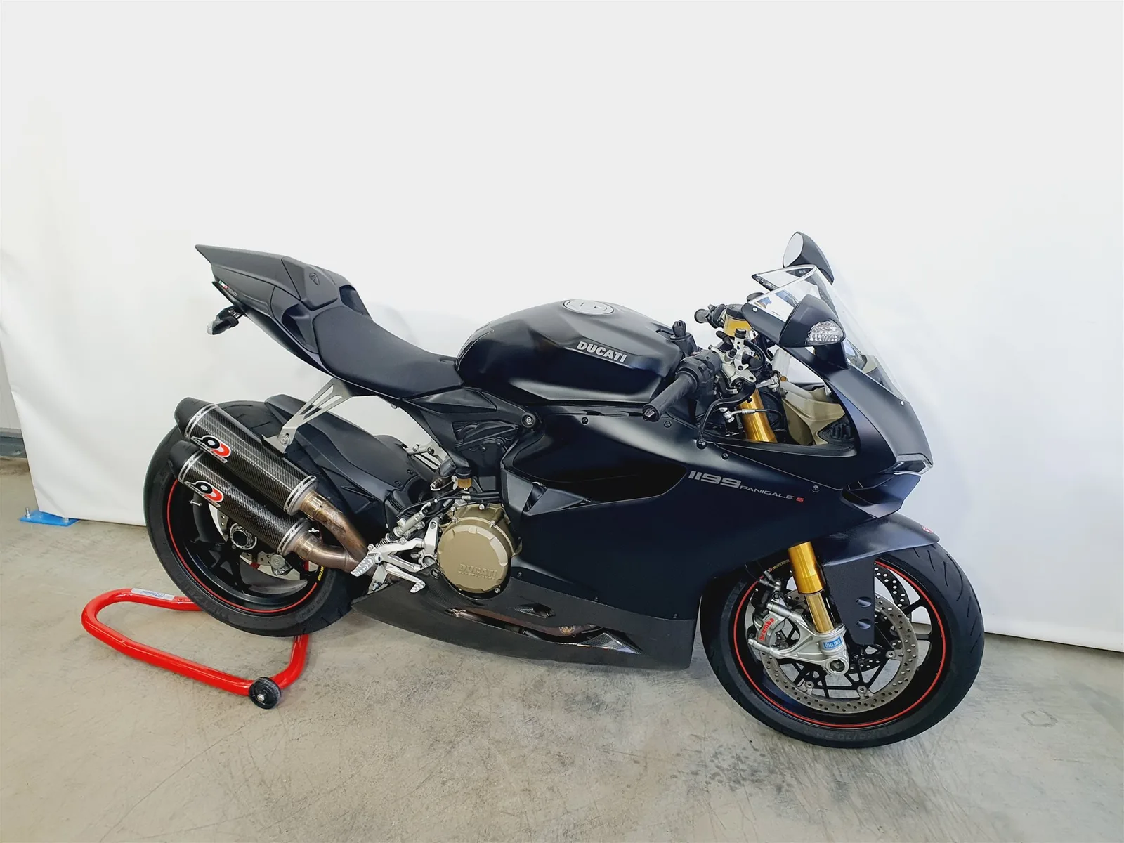 Ducati 1199 Panigale S \*QD Komplettausp.\*EBC\*DTC\*ABS\*Carbon\*Zubehör\*