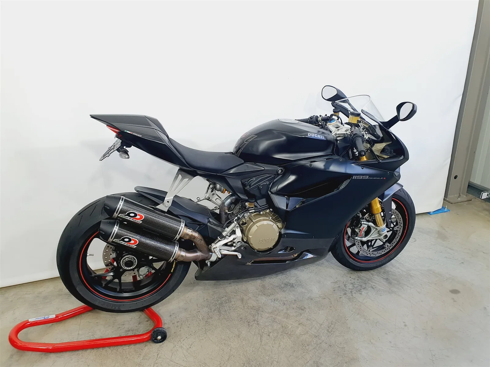 Ducati 1199 Panigale S \*QD Komplettausp.\*EBC\*DTC\*ABS\*Carbon\*Zubehör\*