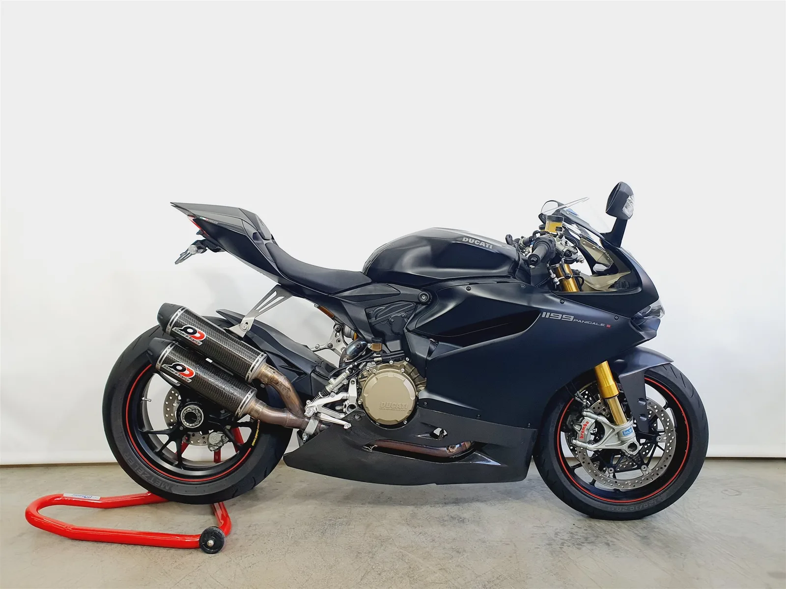 Ducati 1199 Panigale S \*QD Komplettausp.\*EBC\*DTC\*ABS\*Carbon\*Zubehör\*