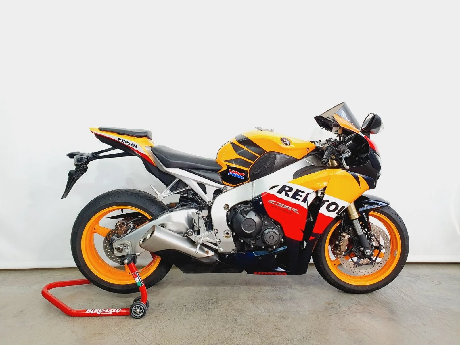 Honda CBR1000RR Fireblade \*1.Hand\*KD NEU\*Repsol\*ABS\*Original\*SC59\*18061km\*