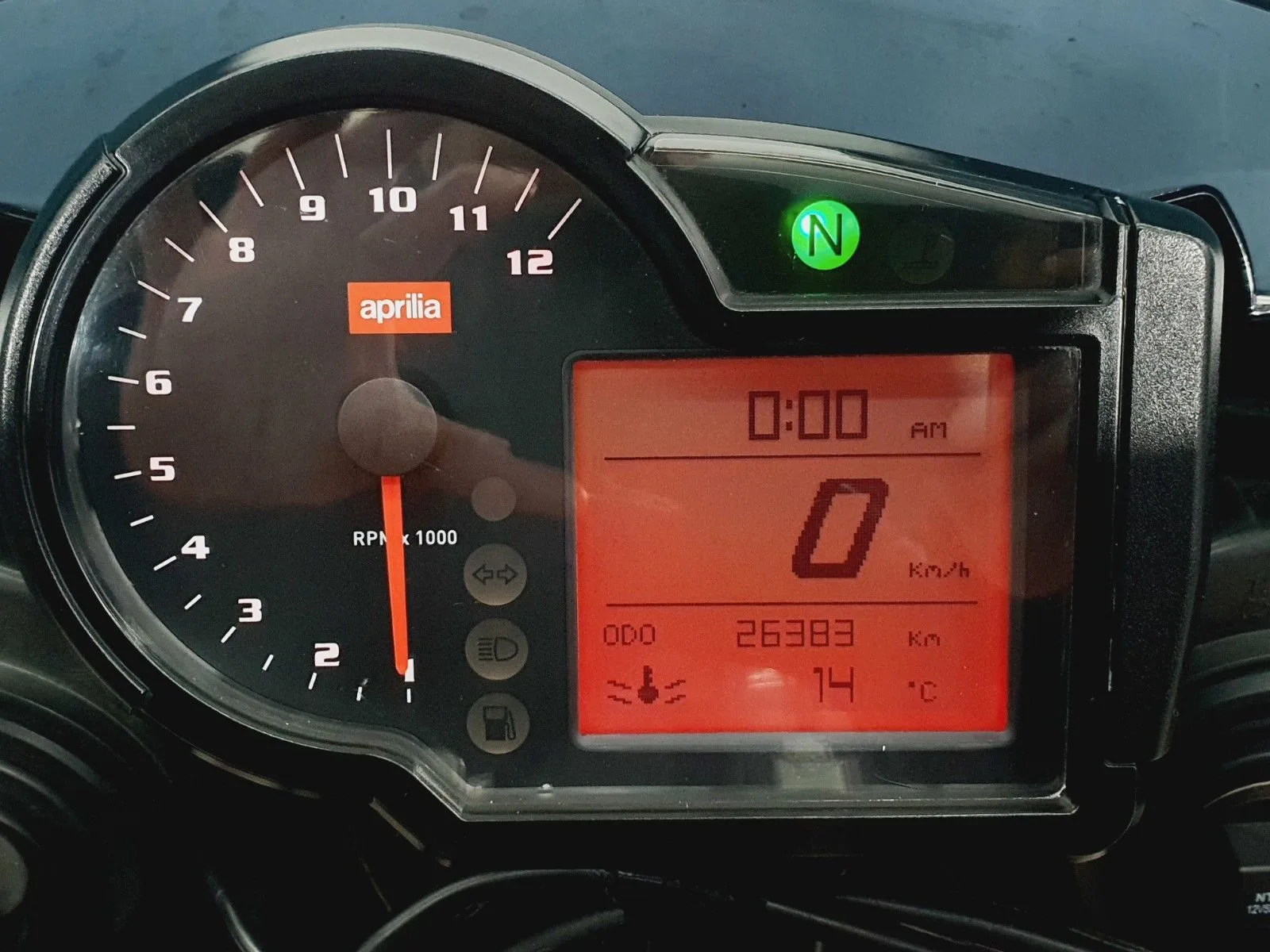 Aprilia RSV 1000 Tuono \*KD NEU\*LeoVince Auspuff\*LSL Lenker\*