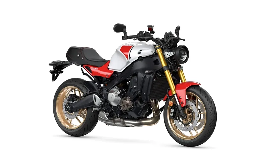 Yamaha XSR900, MY 2024 - Legend Red