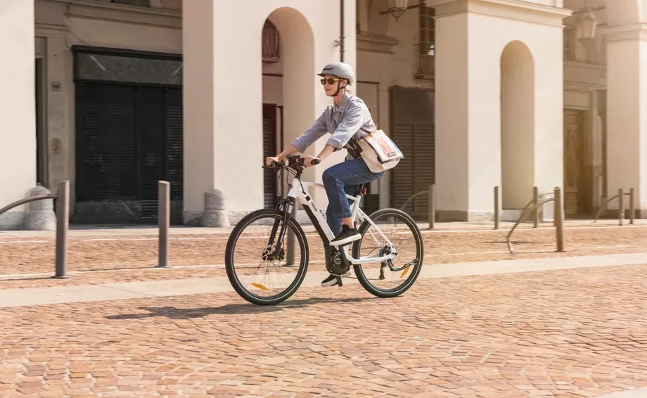 Yamaha CrossCore RC, MY 2023 - Urban Sage