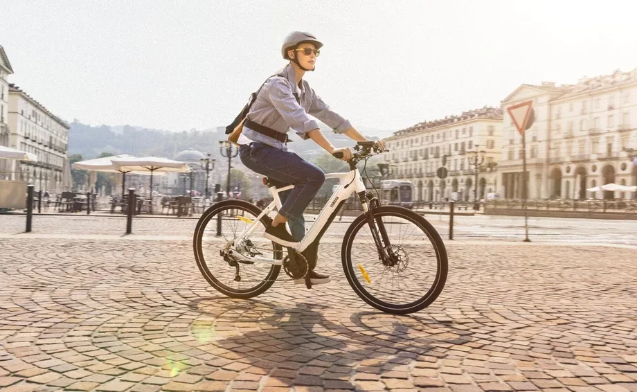 Yamaha CrossCore RC, MY 2023 - Urban Sage