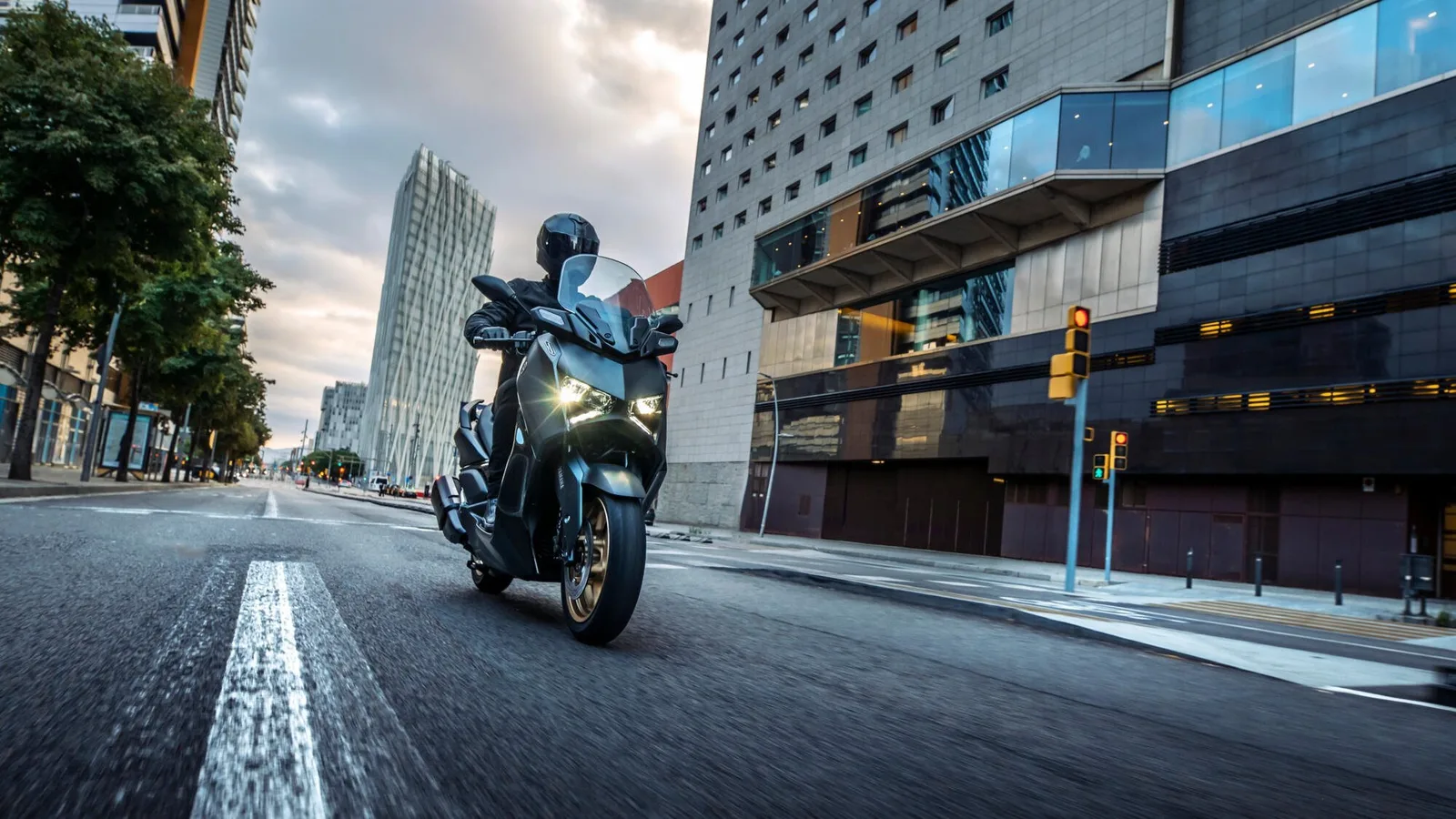 Yamaha XMAX 300 Tech MAX, MY 2023- Tech Black