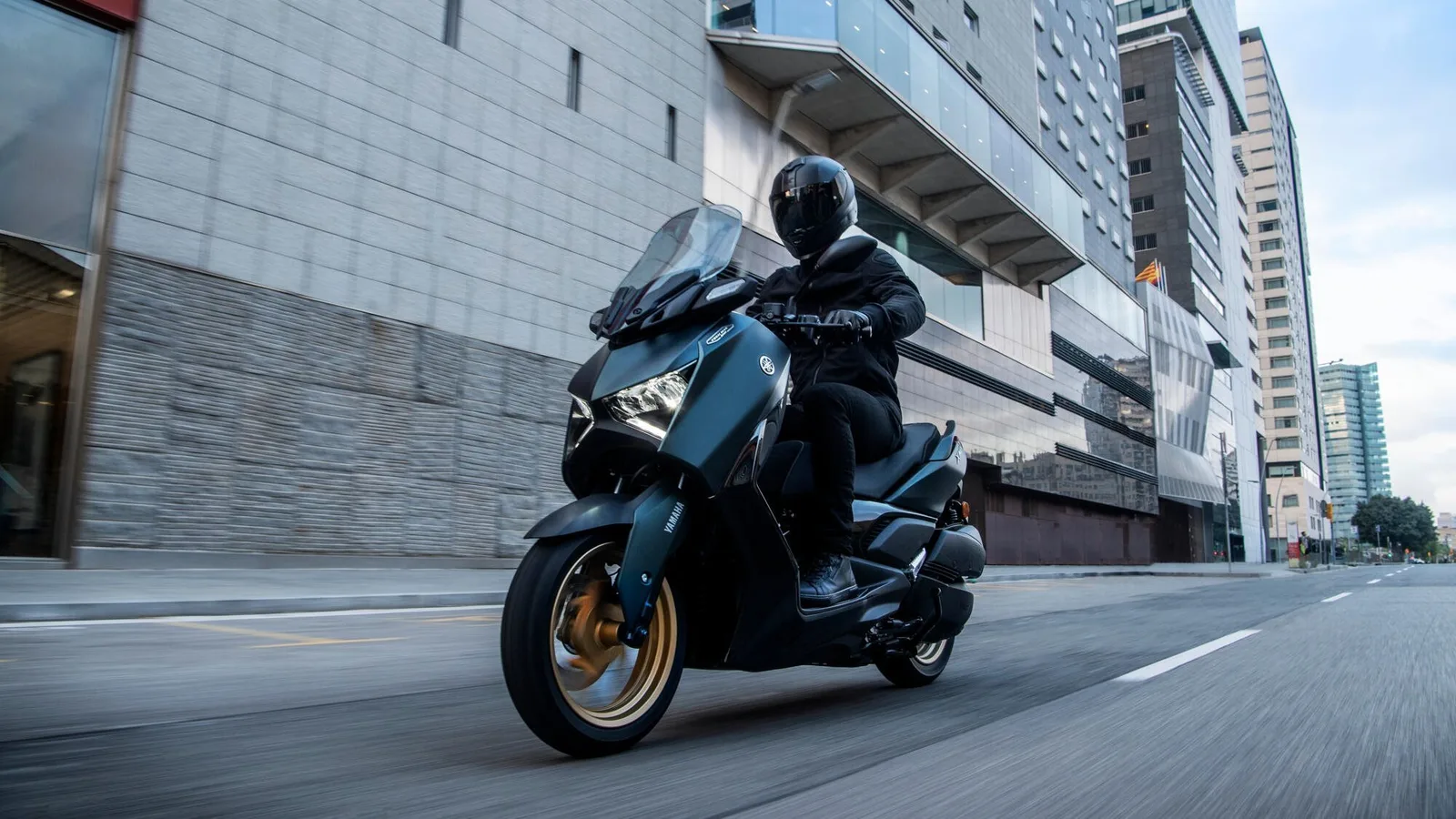 Yamaha XMAX 300 Tech MAX, MY 2023- Tech Black