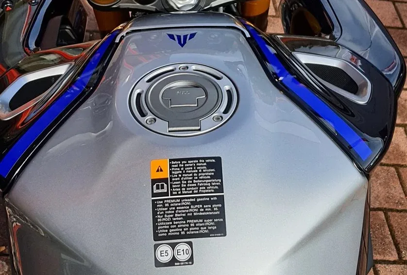 Yamaha MT-10 SP, - Icon performance-"inkl.Akrapovic" - SOFORT verfügbar