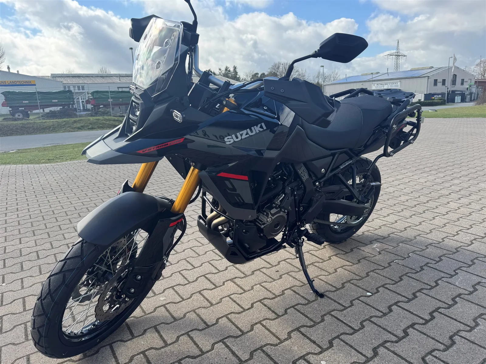 Suzuki V-Strom 800DE Travel Edition inkl. Koffer