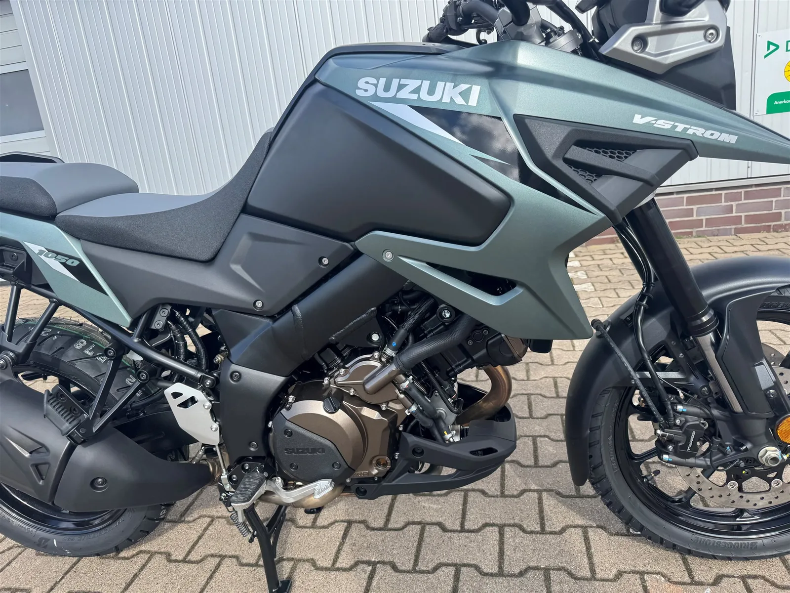 Suzuki V-Strom 1050