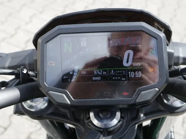 Kawasaki Z650 \*Werksgarantie 2028\*