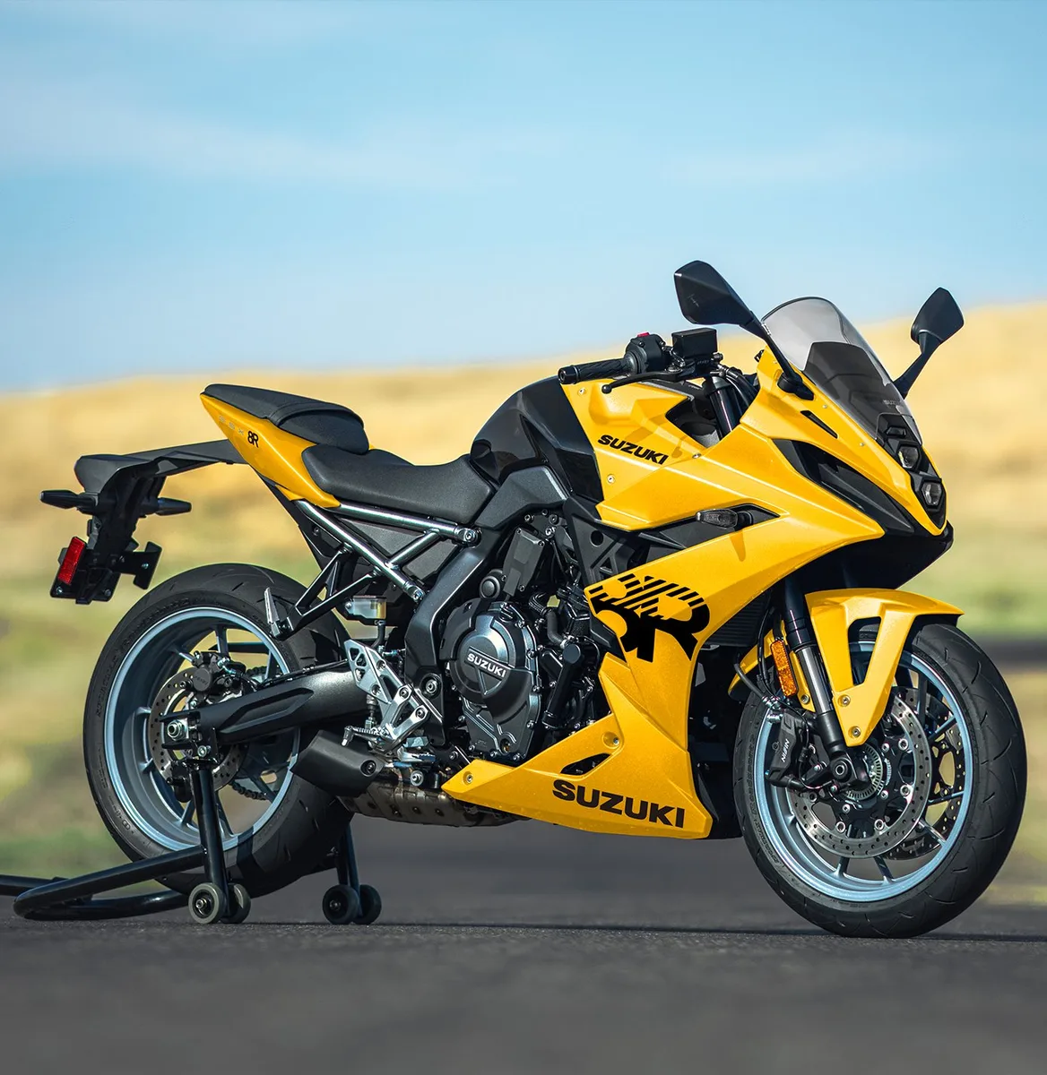 Suzuki GSX-8R GSX800FRQM6 - 2026 - Schwarz am Lager