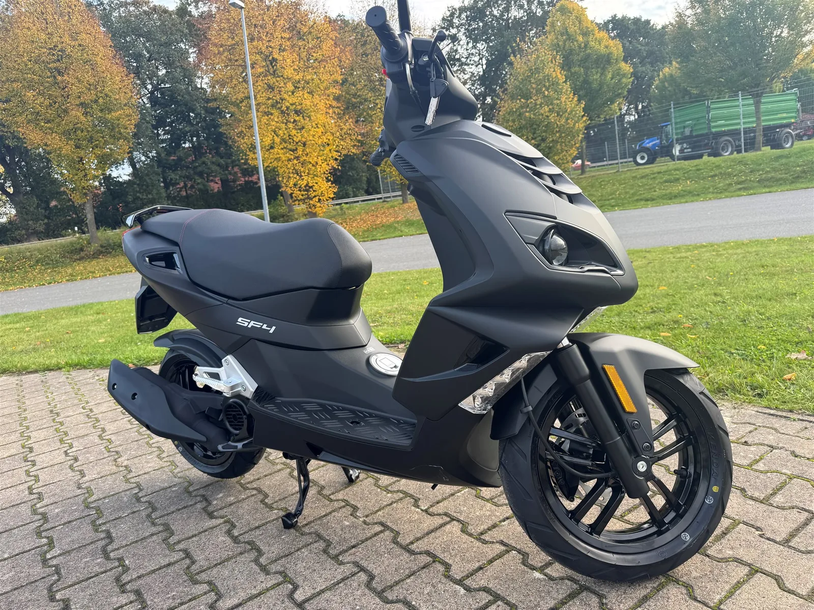 Peugeot Speedfight 4 50 4T am Lager