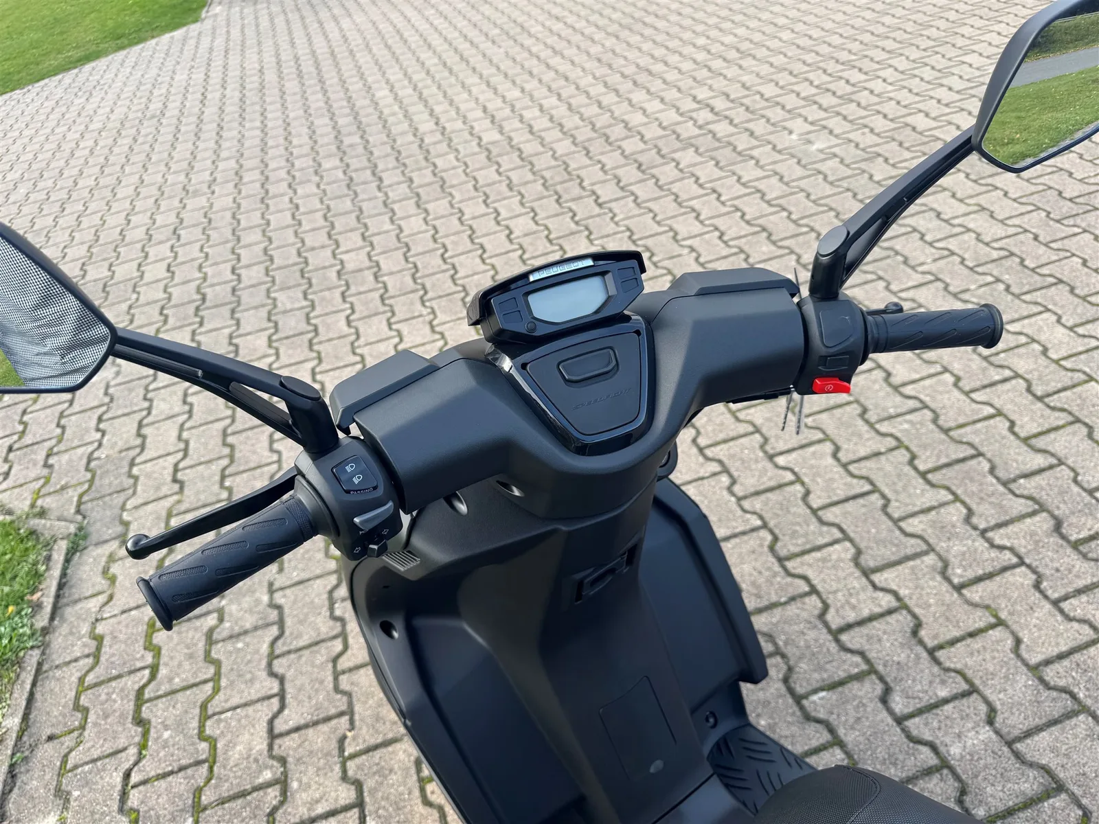 Peugeot Speedfight 4 50 4T am Lager