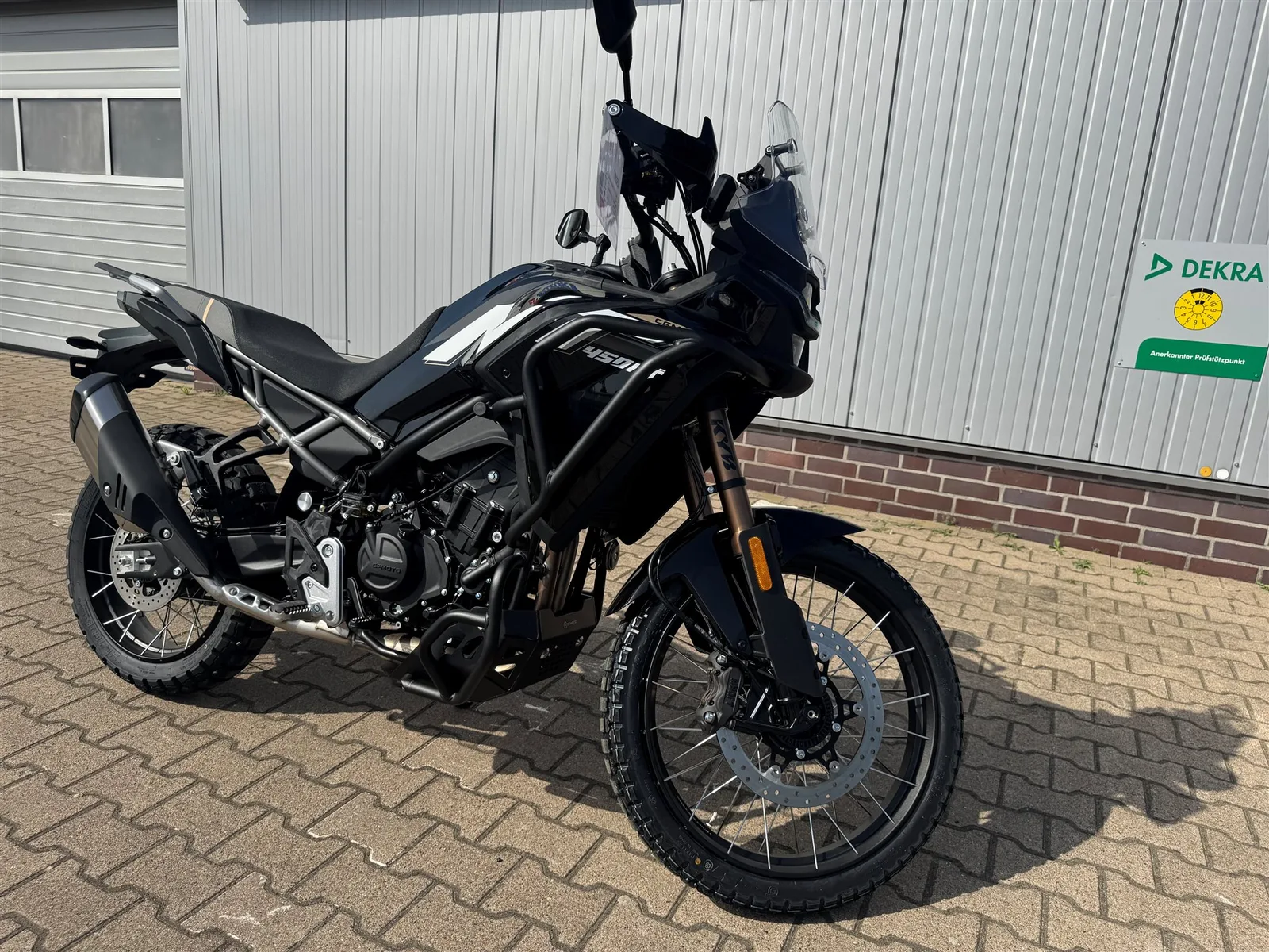 CFMOTO 450MT zzgl Zubehör