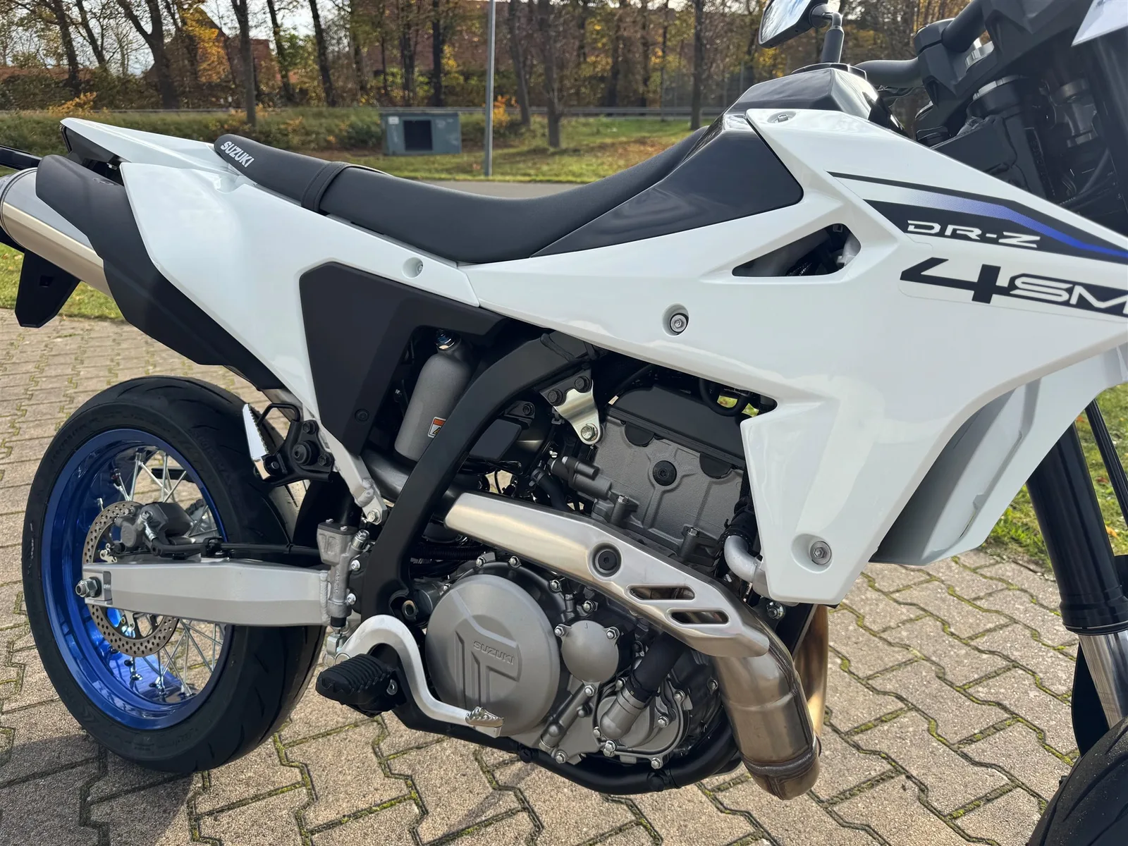 Suzuki DR-Z4SM