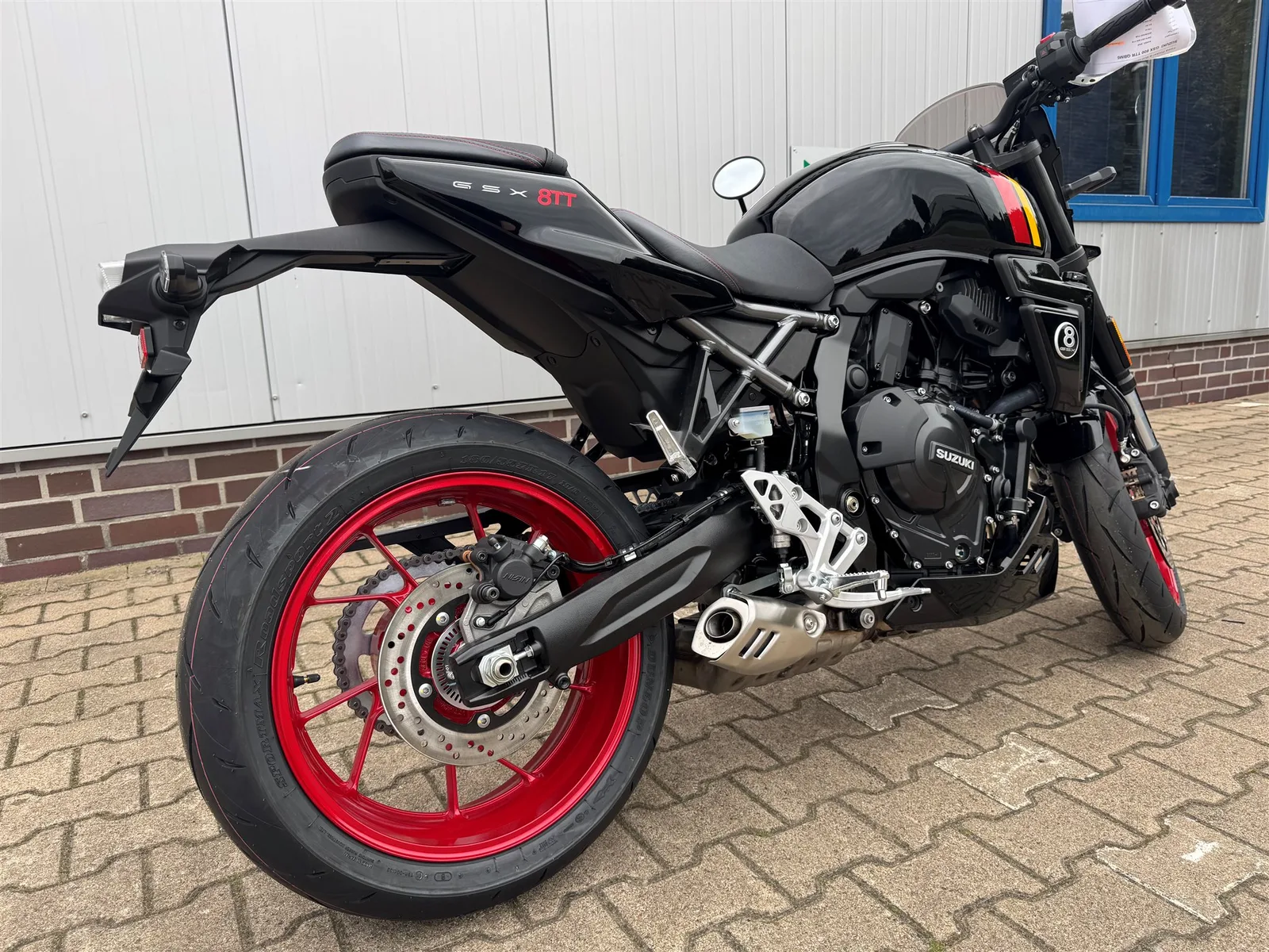 Suzuki GSX-8TT