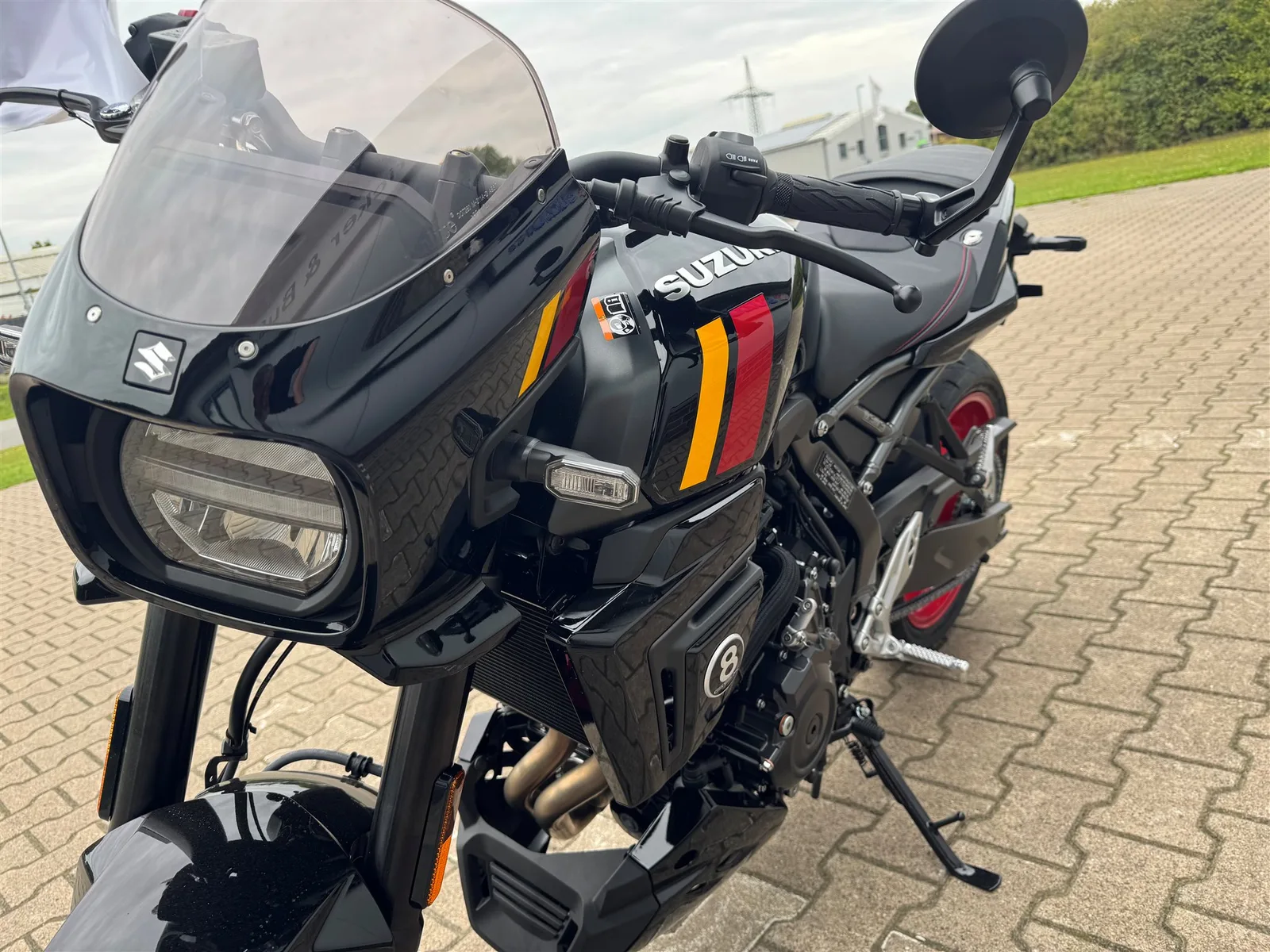 Suzuki GSX-8TT