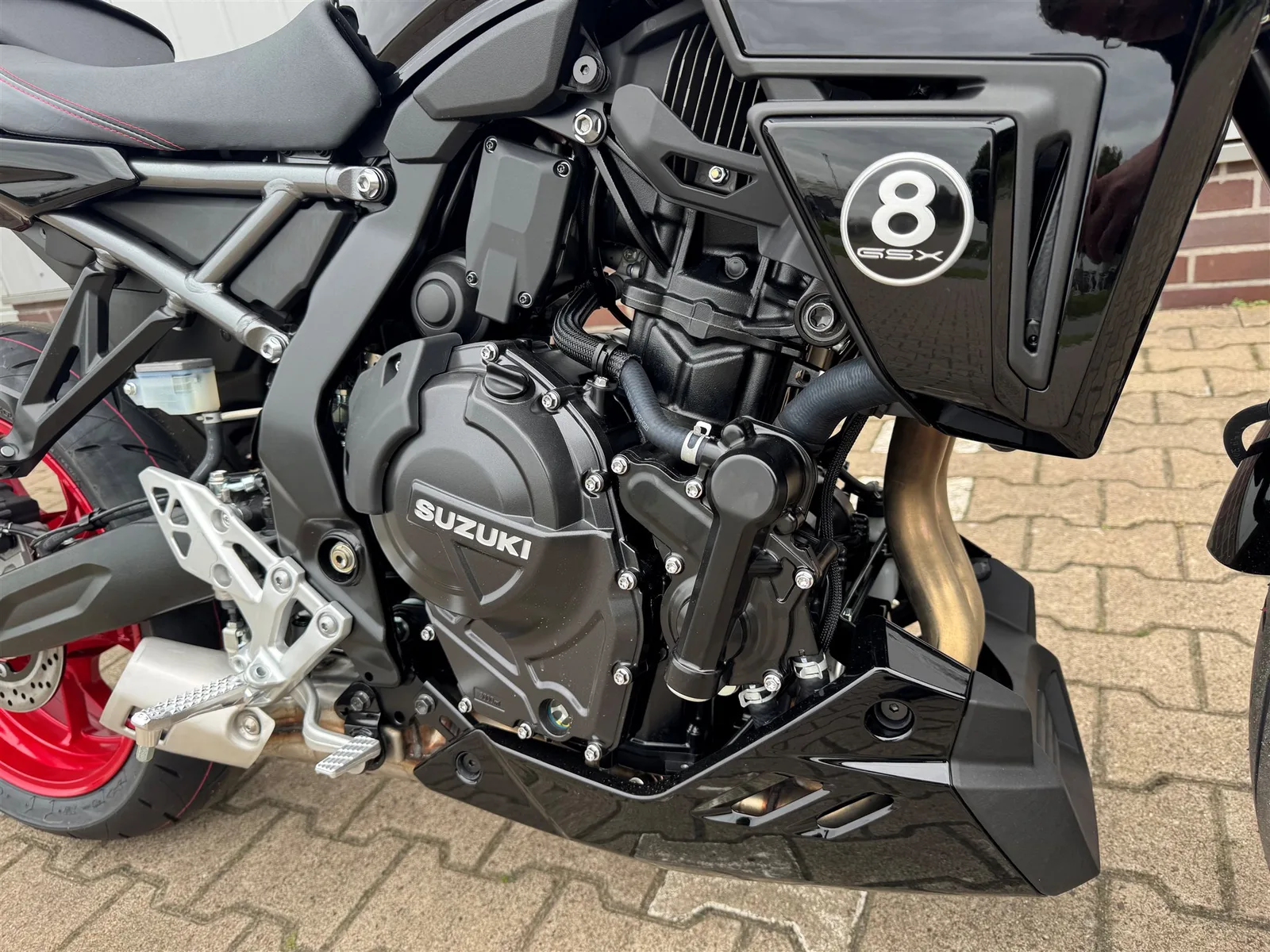 Suzuki GSX-8TT