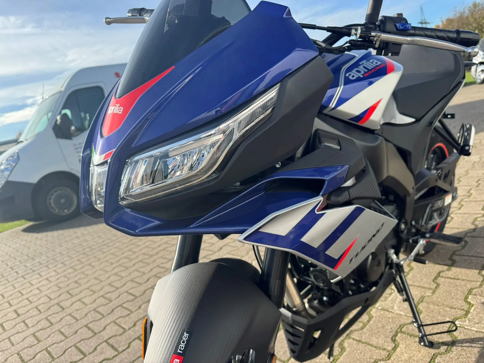 Aprilia Tuono 125 ABS
