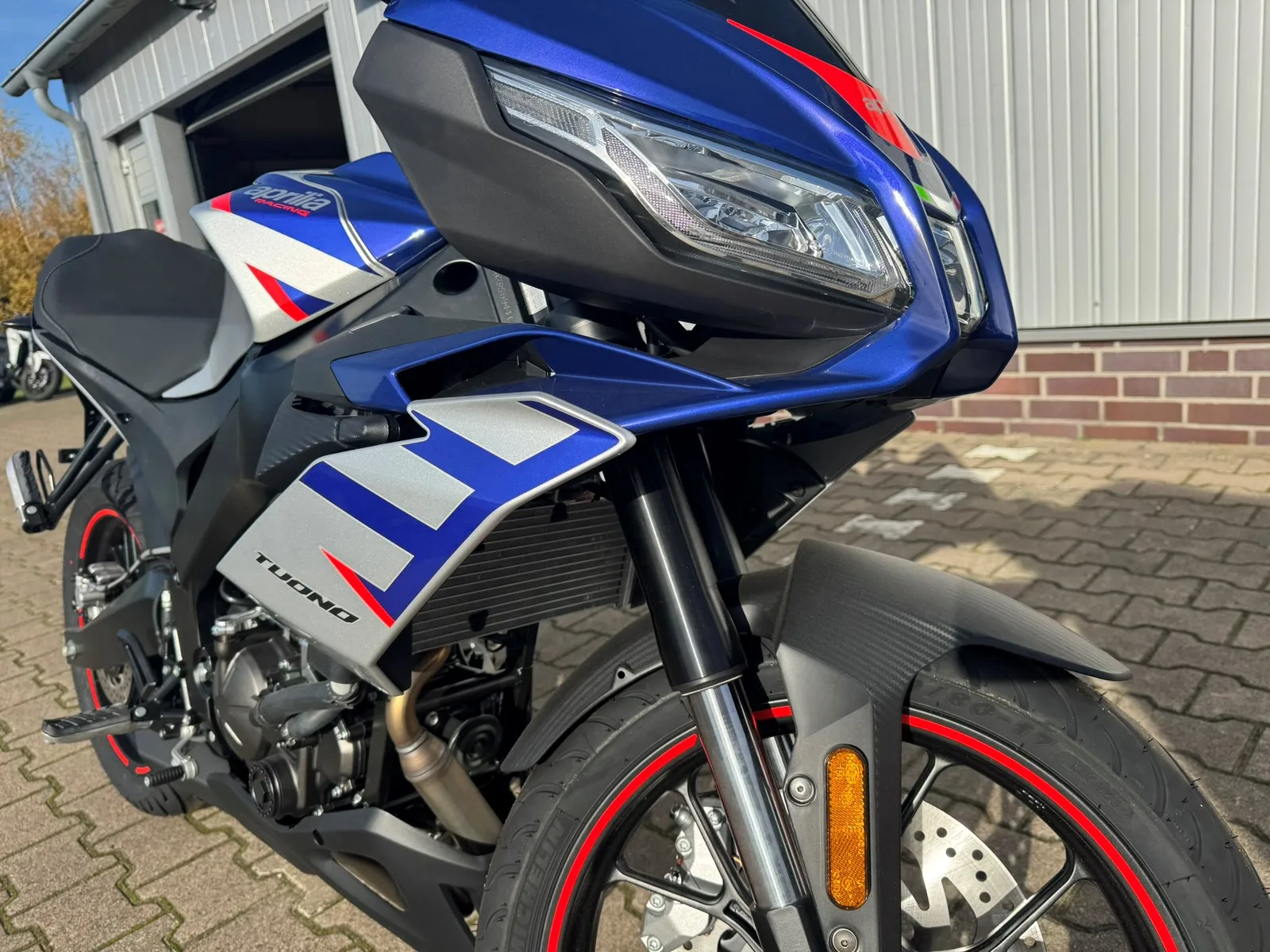 Aprilia Tuono 125 ABS