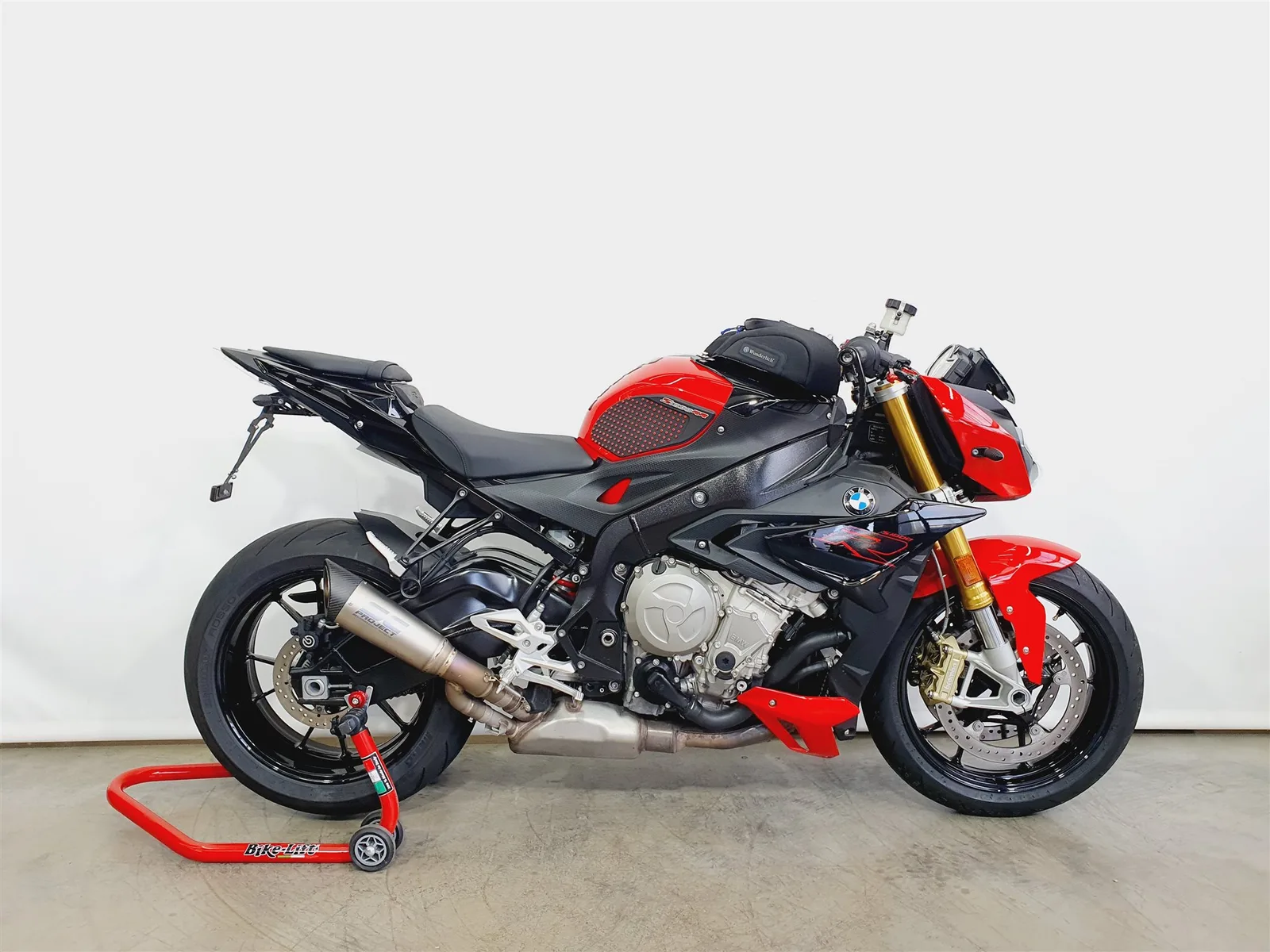 BMW S 1000 R \*KD NEU\*Reifen NEU\*Akrapovic\*16170km\*HP\*SC-Project\*