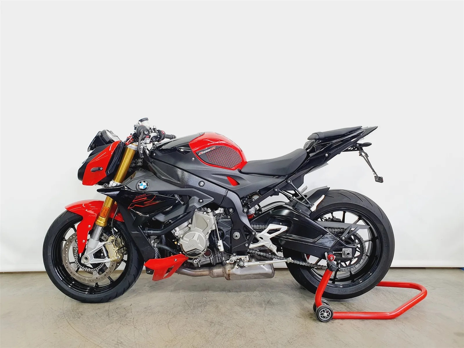 BMW S 1000 R \*KD NEU\*Reifen NEU\*Akrapovic\*16170km\*HP\*SC-Project\*