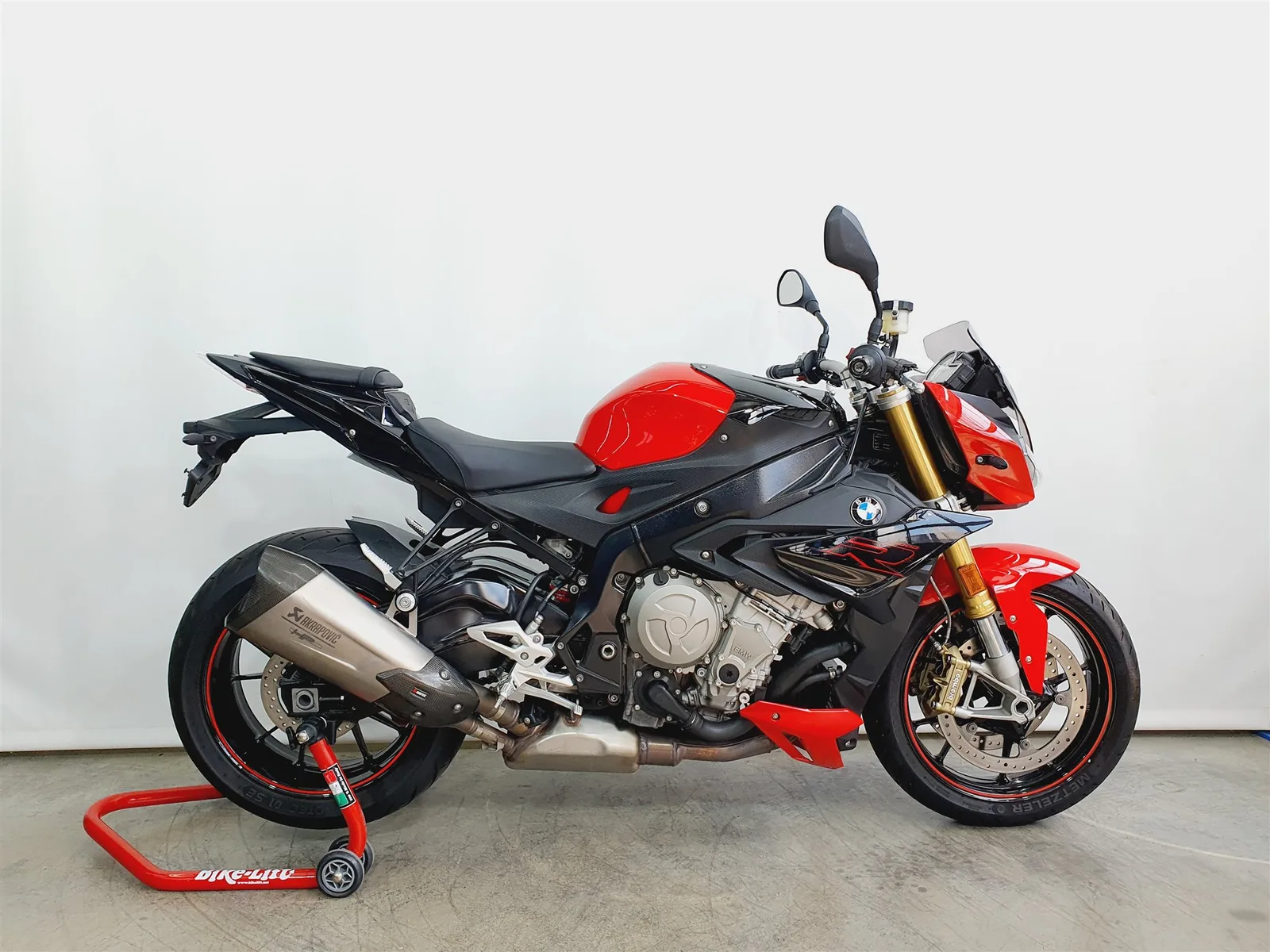 BMW S 1000 R \*1.Hand\*KD NEU\*Akrapovic\*16188km\*Wunderlich\*