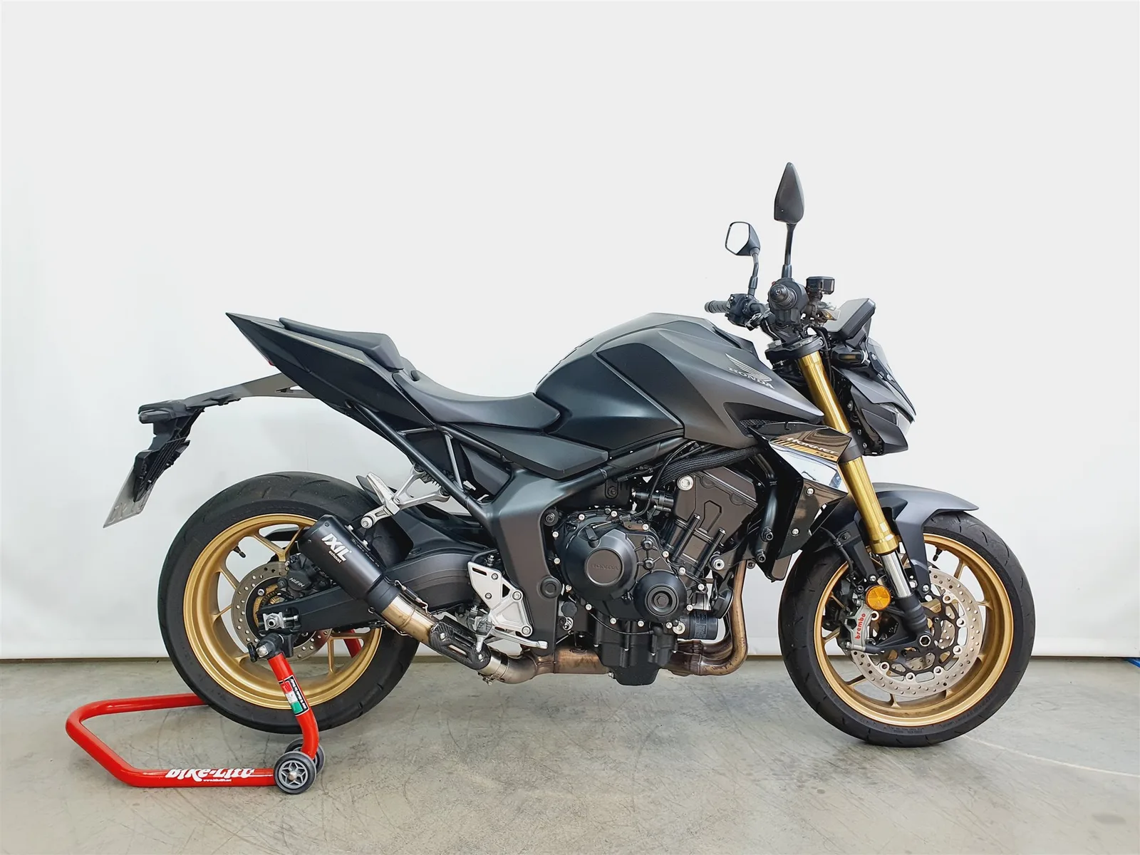 Honda CB1000 Hornet SP \*1.Hand\*IXIL\*6 Jahre Honda Werksgarantie\*Sondermodell\*