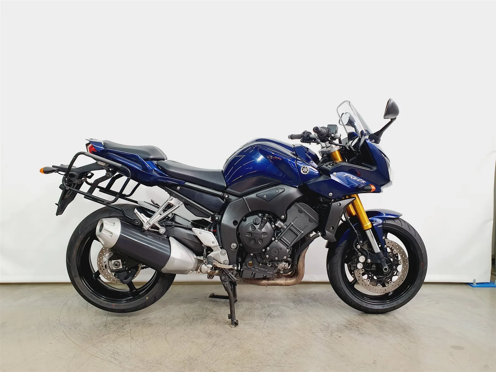 Yamaha FZ1 \*ABS\*KD/Reifen/HU NEU\*Koffer Set\*Innentaschen\*8088km\*