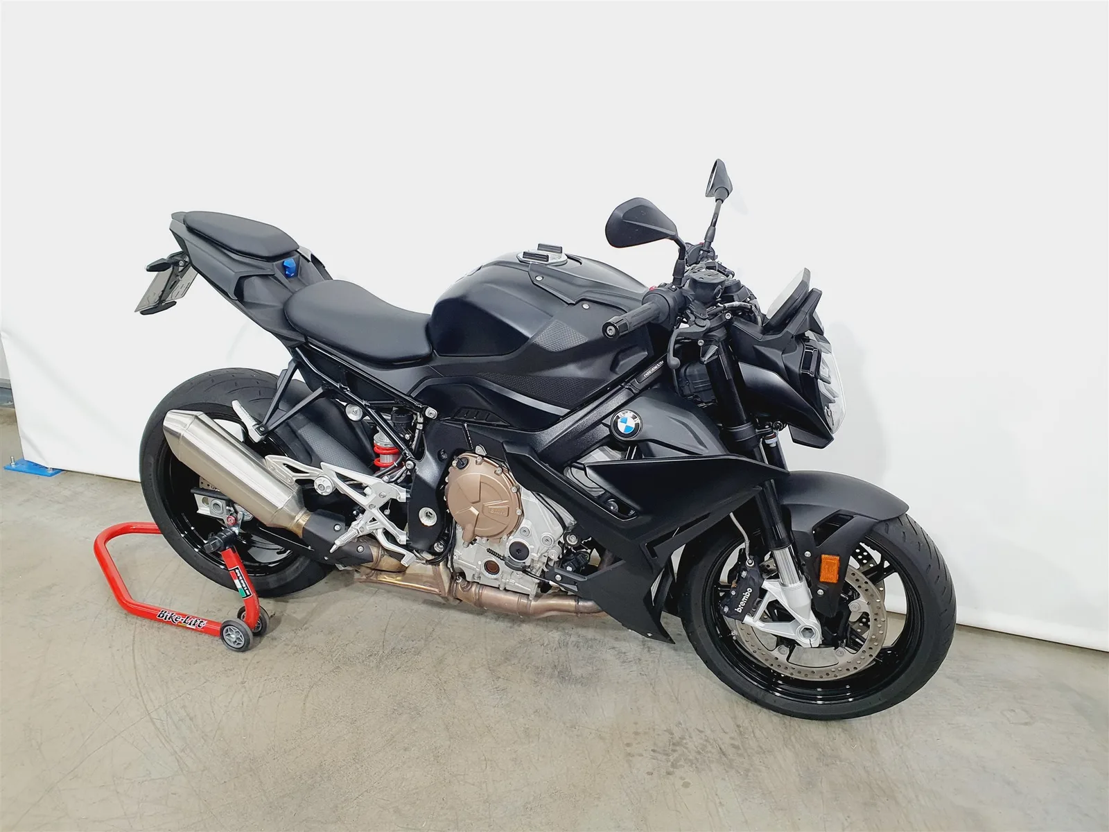 BMW S 1000 R \*KD NEU\*Sonderlackierung BMW Schwarz Matt\*11846km\*