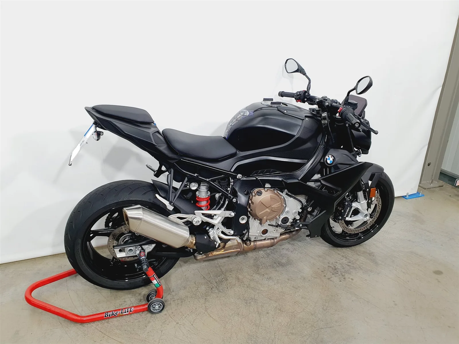 BMW S 1000 R \*KD NEU\*Sonderlackierung BMW Schwarz Matt\*11846km\*