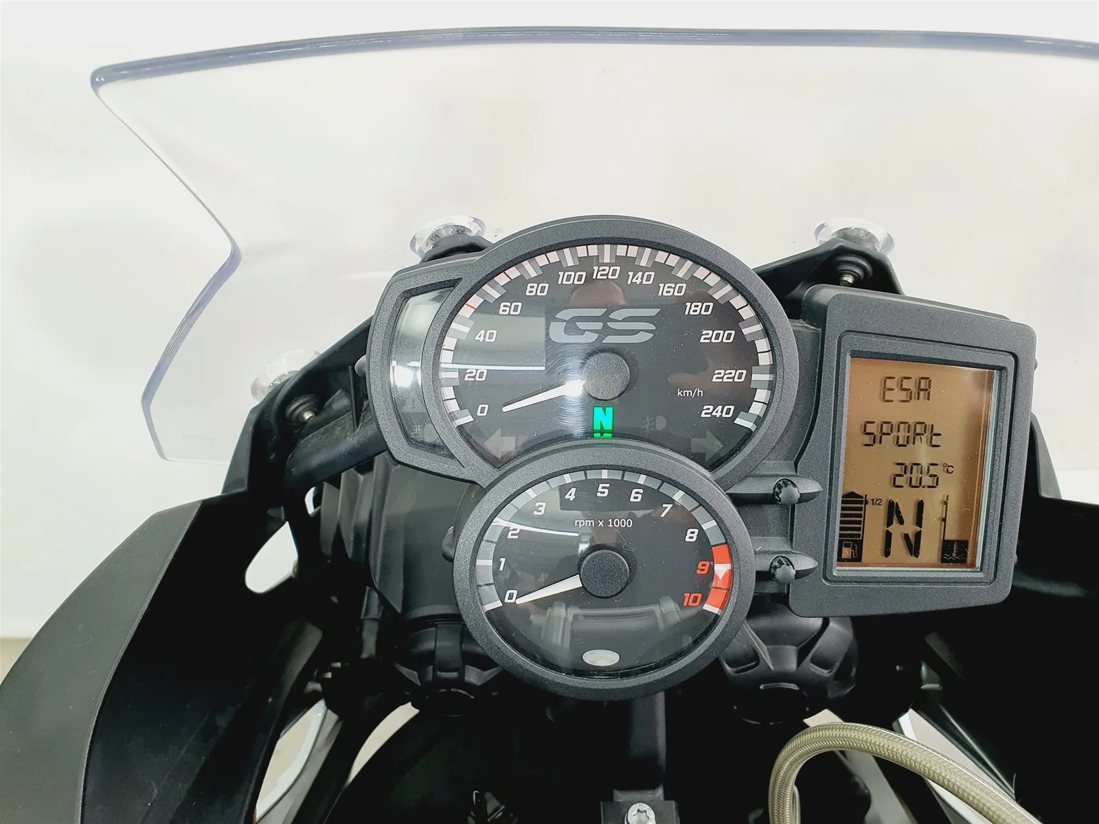 BMW F 700 GS \*KD NEU\*ESA\*Griffheizung\*Scheckheft\*Koffer\*Wunderlich\*