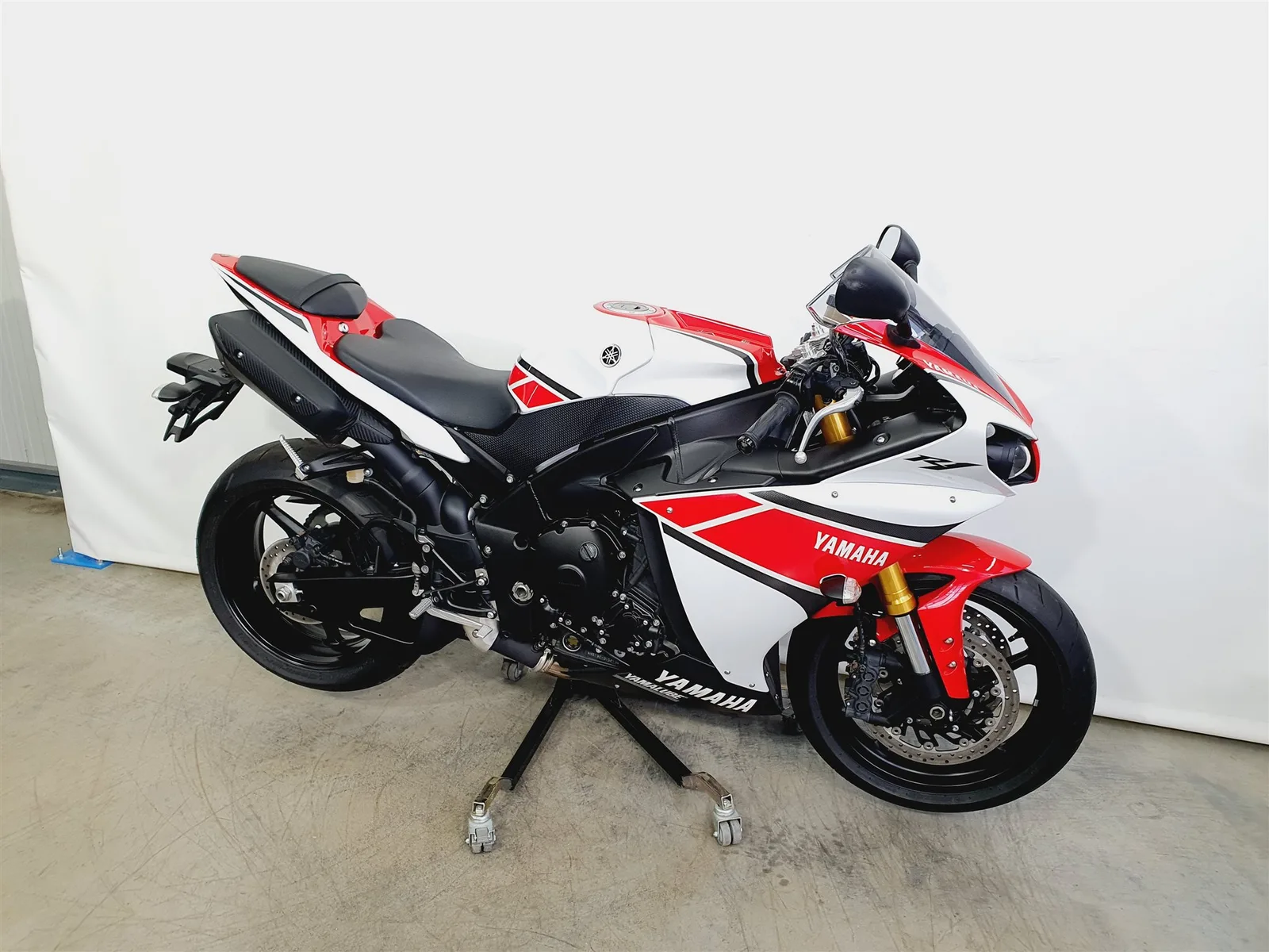 Yamaha R1 \*WGP 50th Anniversary\*Sammler\*Collector\*61km\*NEU\*RN225\*