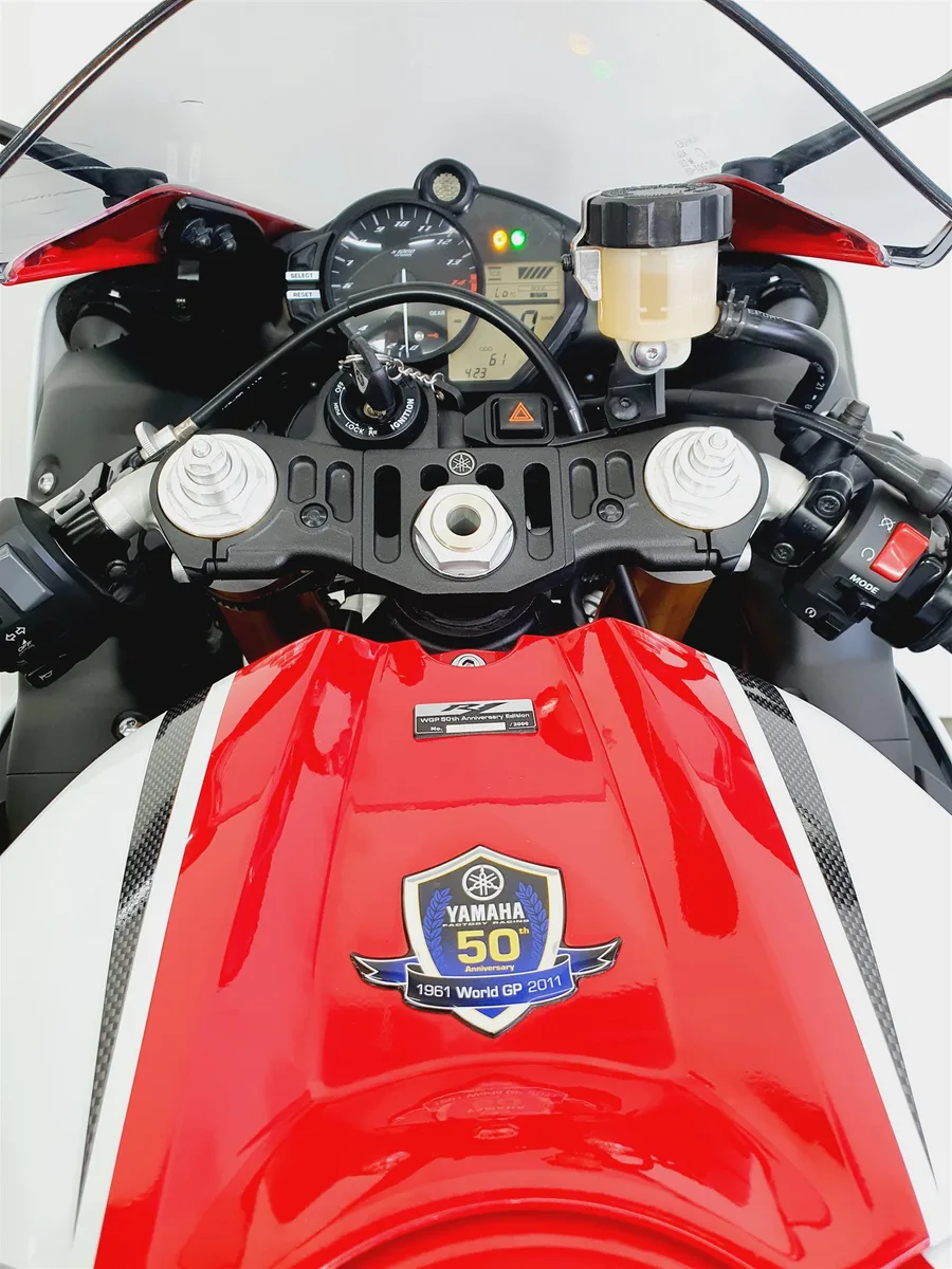 Yamaha R1 \*WGP 50th Anniversary\*Sammler\*Collector\*61km\*NEU\*RN225\*