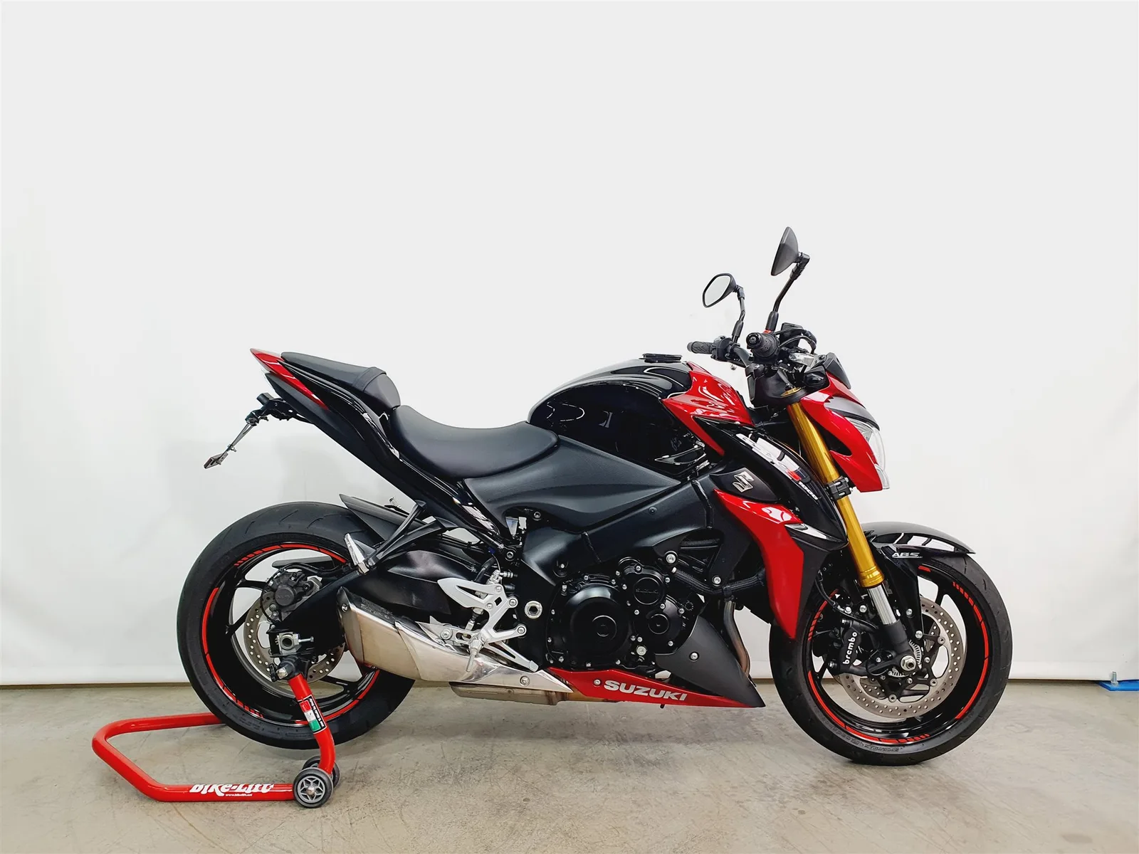 Suzuki GSX-S1000 \*KD NEU\*ABS\*TC\*LED Blinker\*8772km\*
