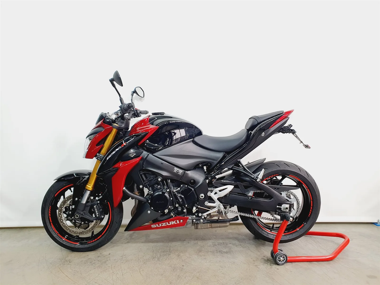 Suzuki GSX-S1000 \*KD NEU\*ABS\*TC\*LED Blinker\*8772km\*