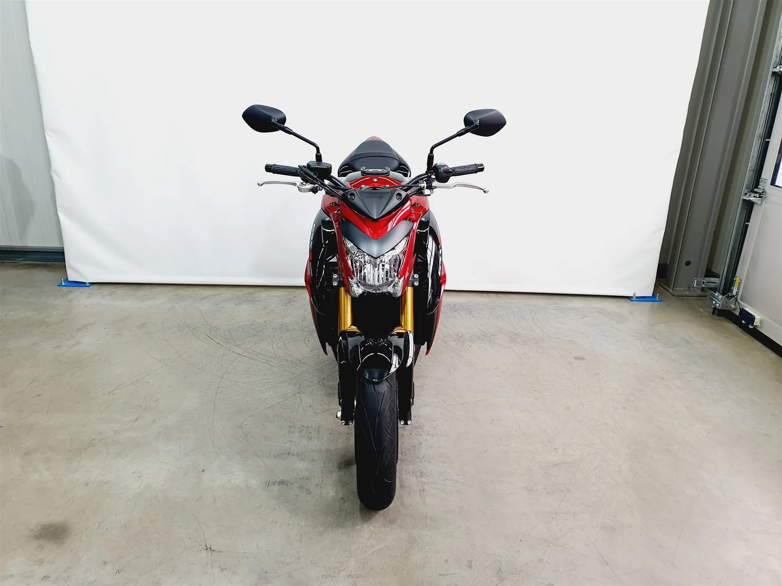 Suzuki GSX-S1000 \*KD NEU\*ABS\*TC\*LED Blinker\*8772km\*
